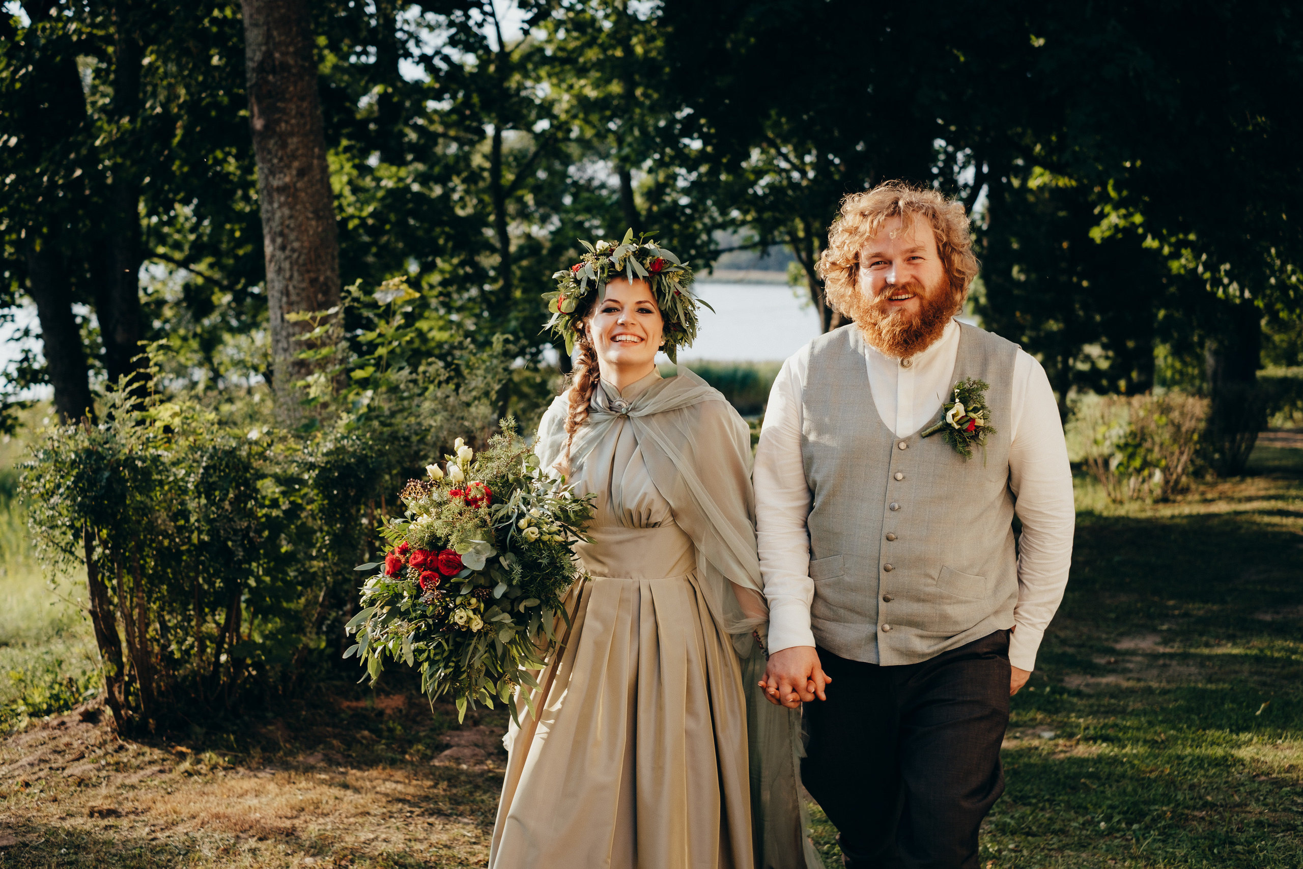 Kāzu stāsts Madara & Ingus. Kāzu × Ģimenes notikumu fotografs Edgars Kalniņš
