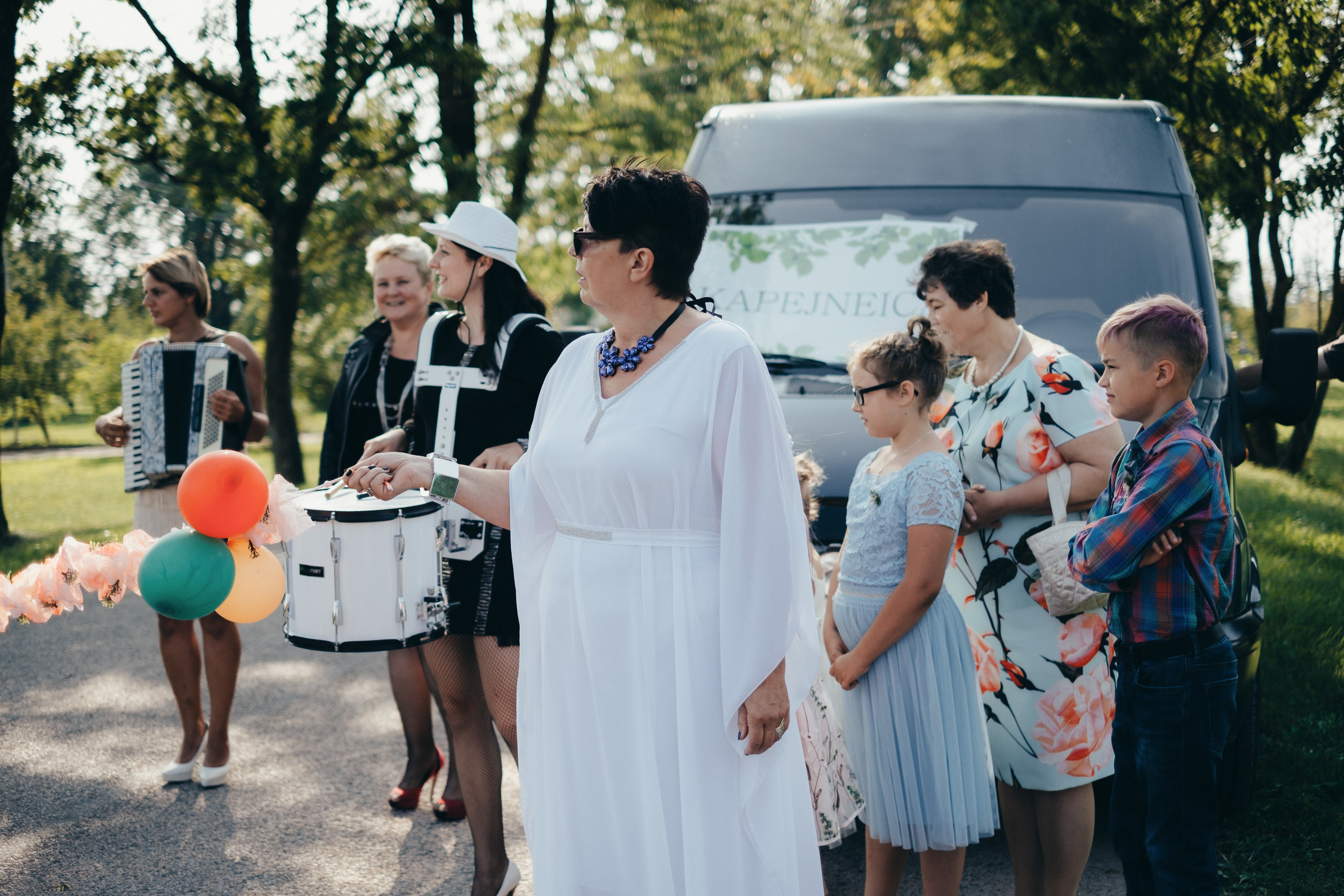 Kāzu stāsts Madara & Ingus. Kāzu × Ģimenes notikumu fotografs Edgars Kalniņš