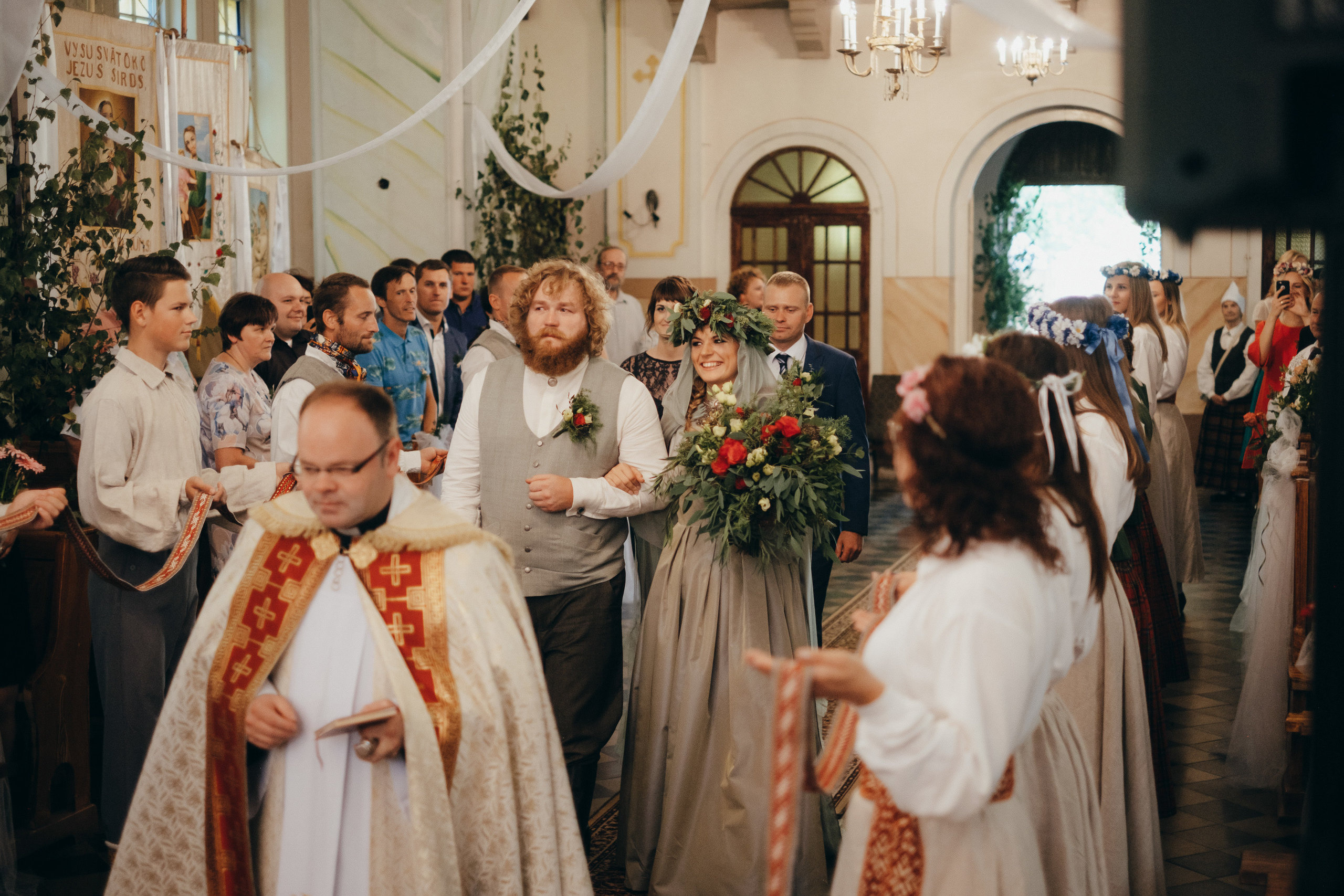 Kāzu stāsts Madara & Ingus. Kāzu × Ģimenes notikumu fotografs Edgars Kalniņš