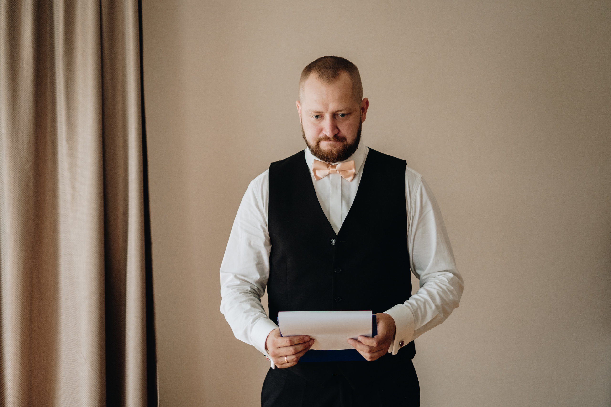 Kāzu stāsts Henrijs & Kristīne. Kāzu × Ģimenes notikumu fotografs Edgars Kalniņš