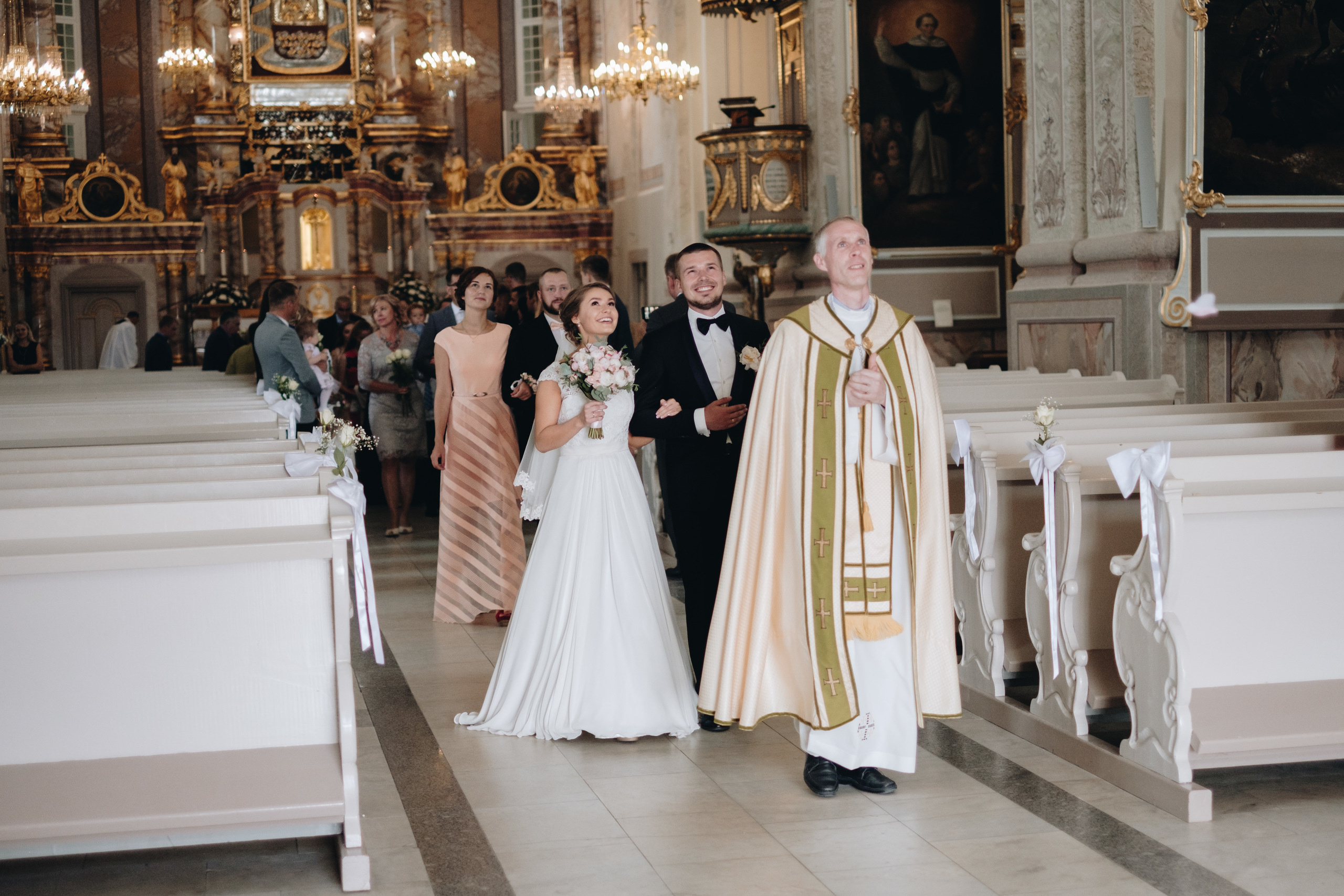 Kāzu stāsts Henrijs & Kristīne. Kāzu × Ģimenes notikumu fotografs Edgars Kalniņš