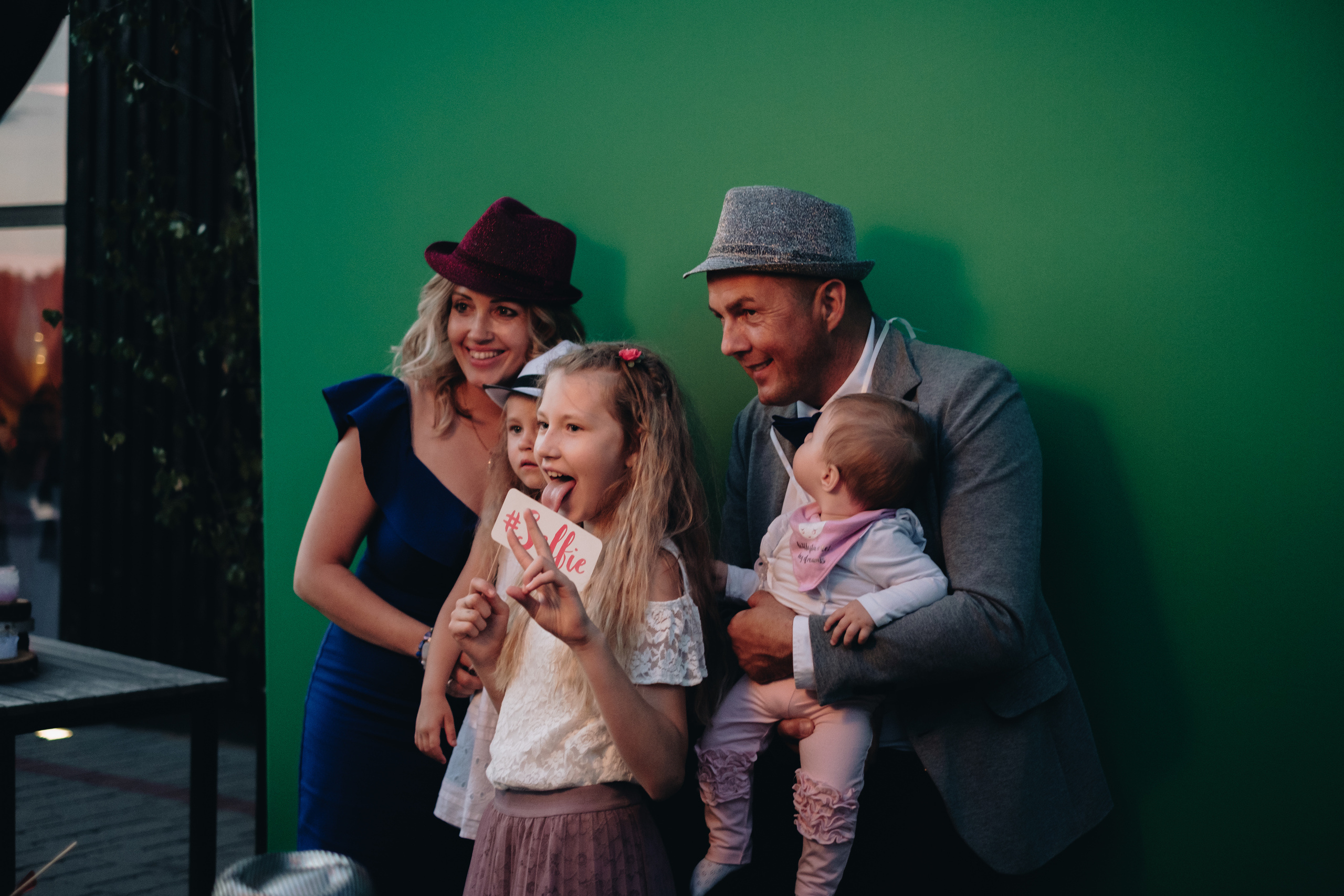 Kāzu stāsts Henrijs & Kristīne. Kāzu × Ģimenes notikumu fotografs Edgars Kalniņš