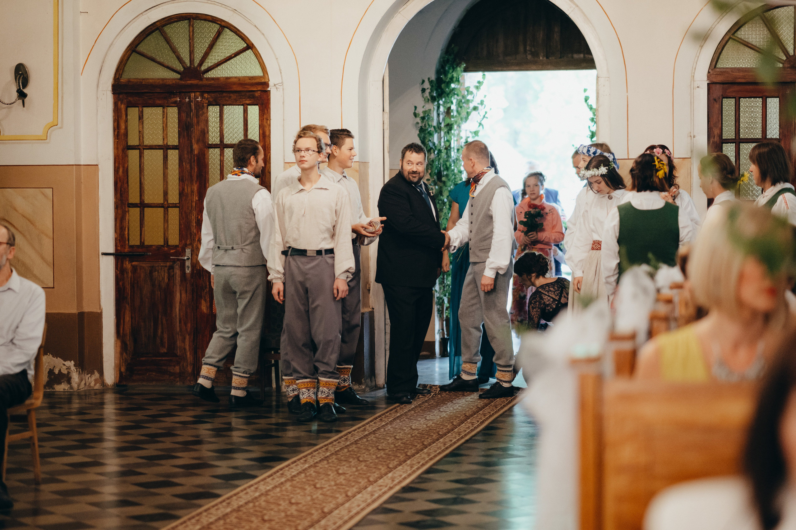 Kāzu stāsts Madara & Ingus. Kāzu × Ģimenes notikumu fotografs Edgars Kalniņš