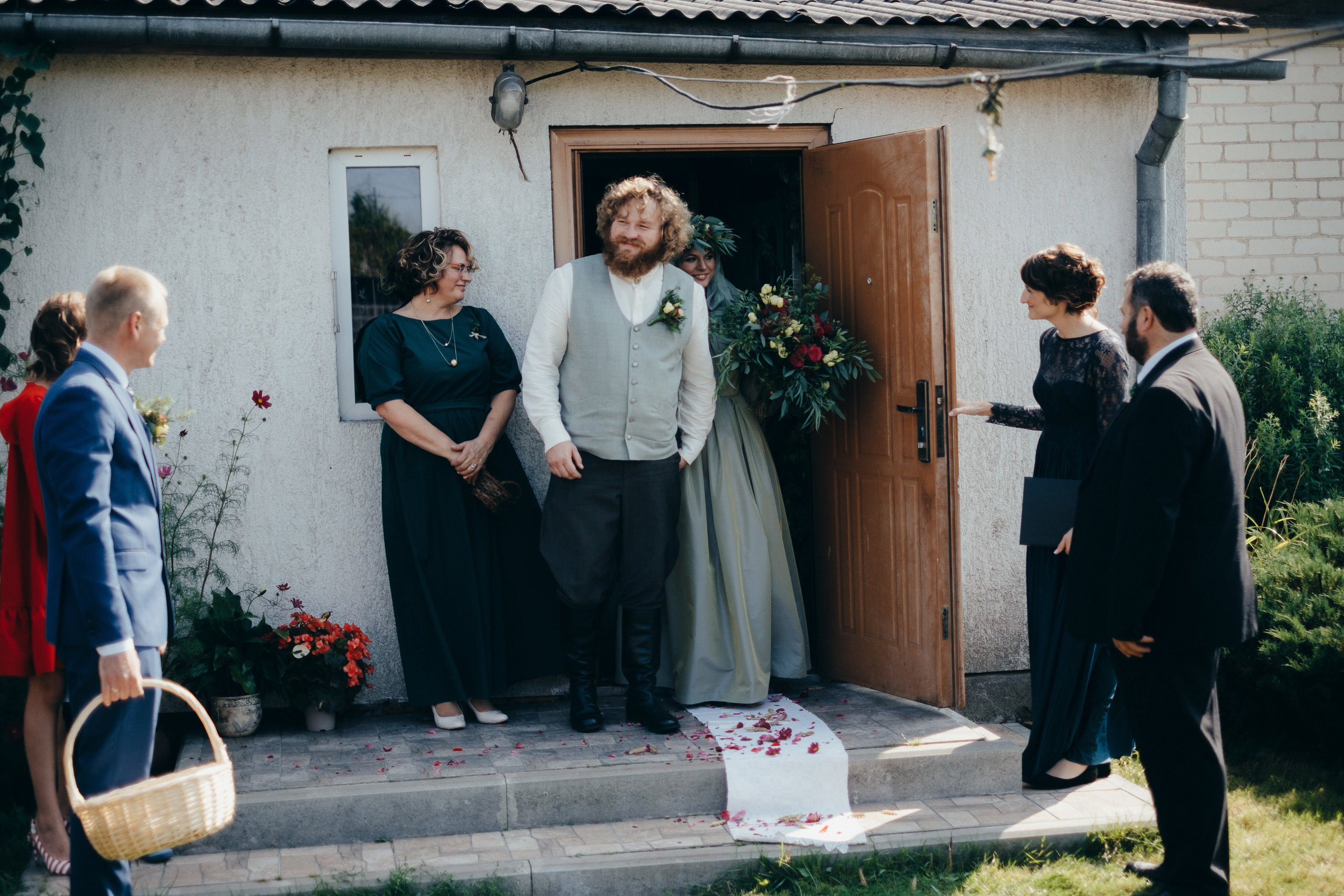 Kāzu stāsts Madara & Ingus. Kāzu × Ģimenes notikumu fotografs Edgars Kalniņš