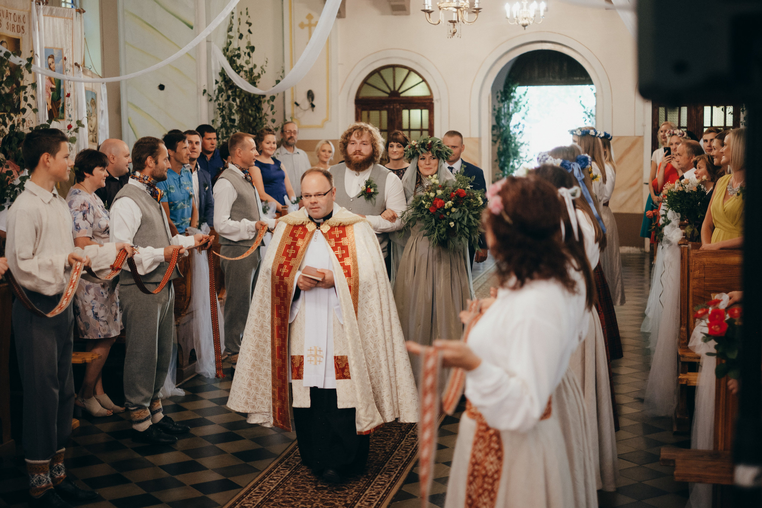 Kāzu stāsts Madara & Ingus. Kāzu × Ģimenes notikumu fotografs Edgars Kalniņš