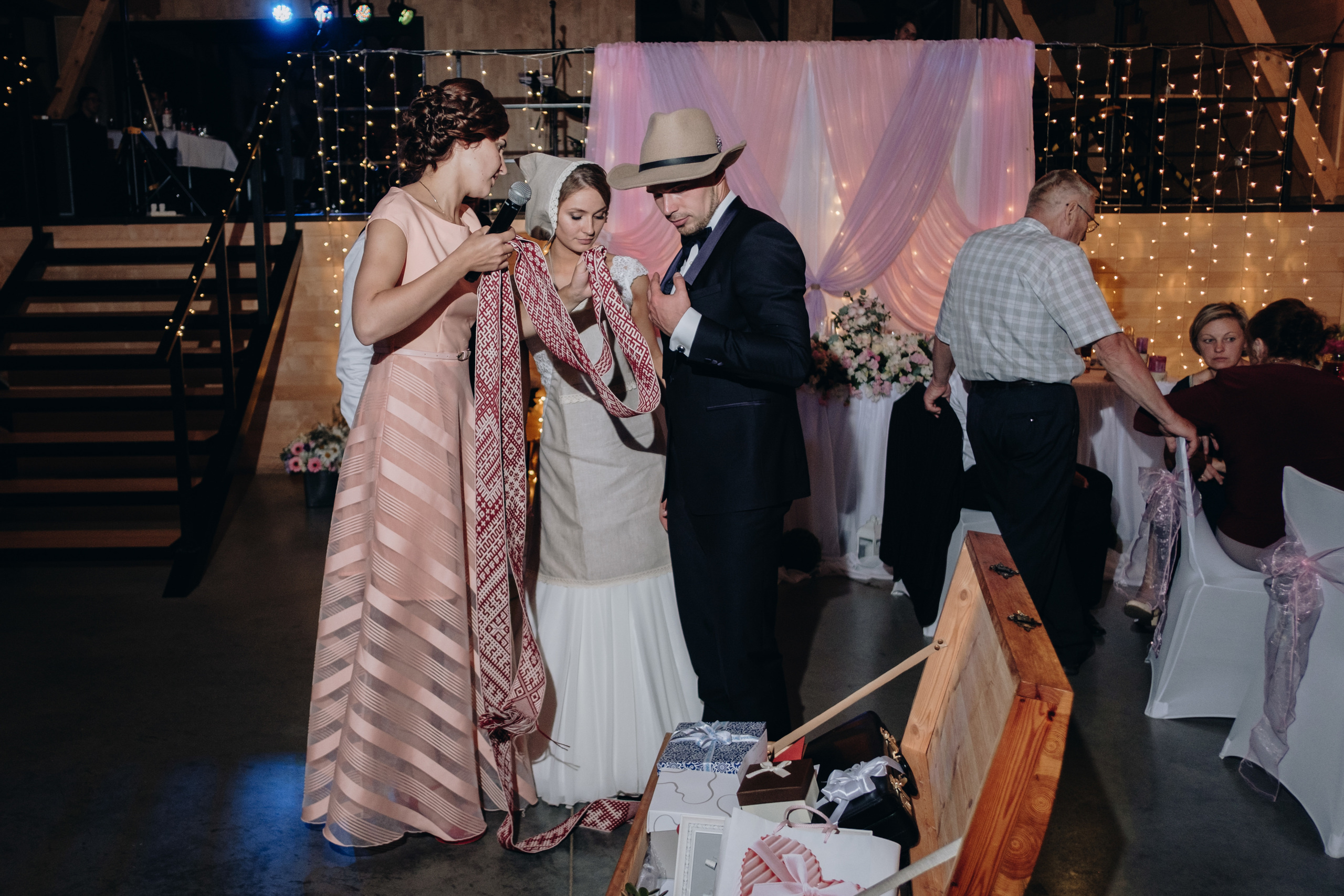 Kāzu stāsts Henrijs & Kristīne. Kāzu × Ģimenes notikumu fotografs Edgars Kalniņš