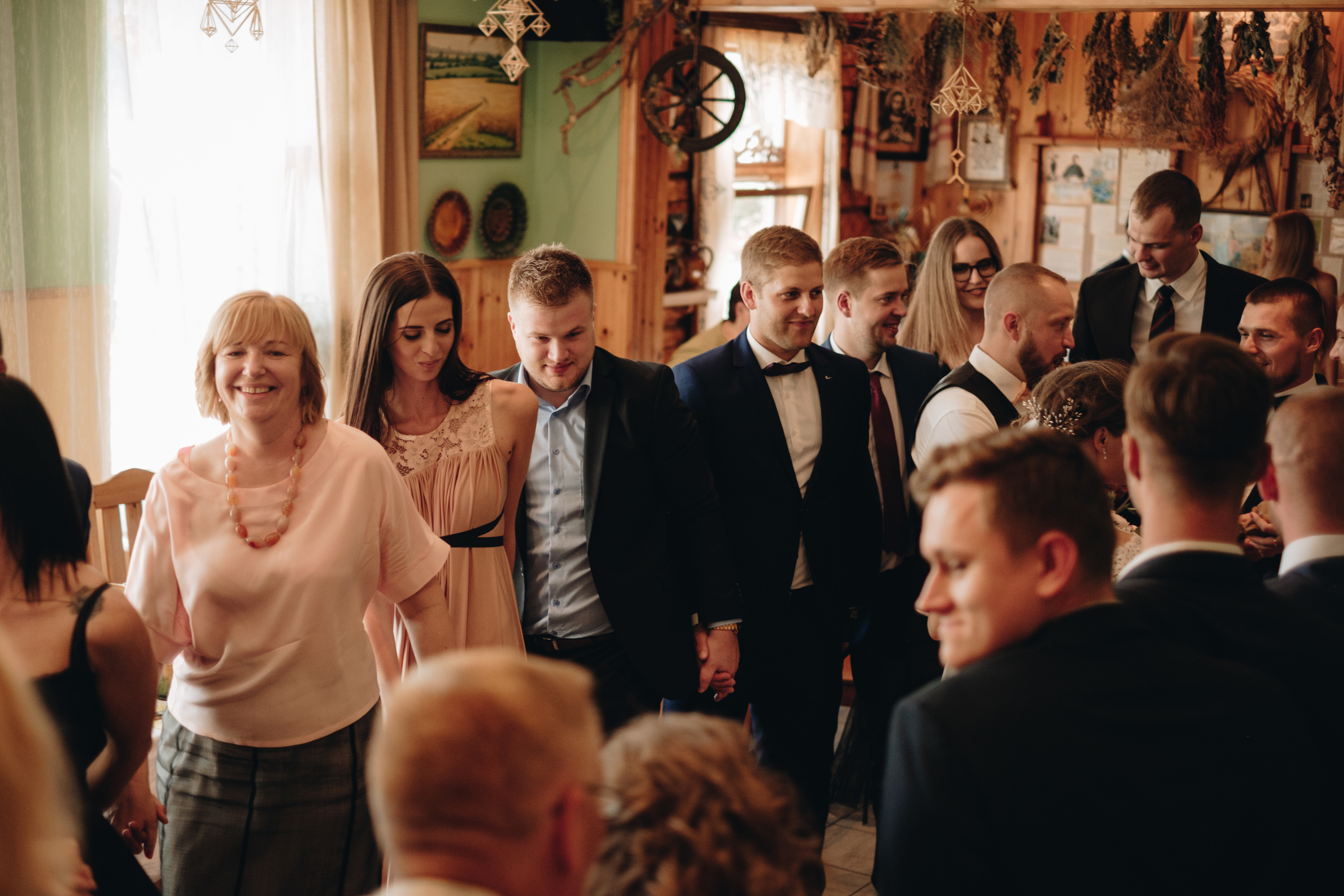 Kāzu stāsts Henrijs & Kristīne. Kāzu × Ģimenes notikumu fotografs Edgars Kalniņš