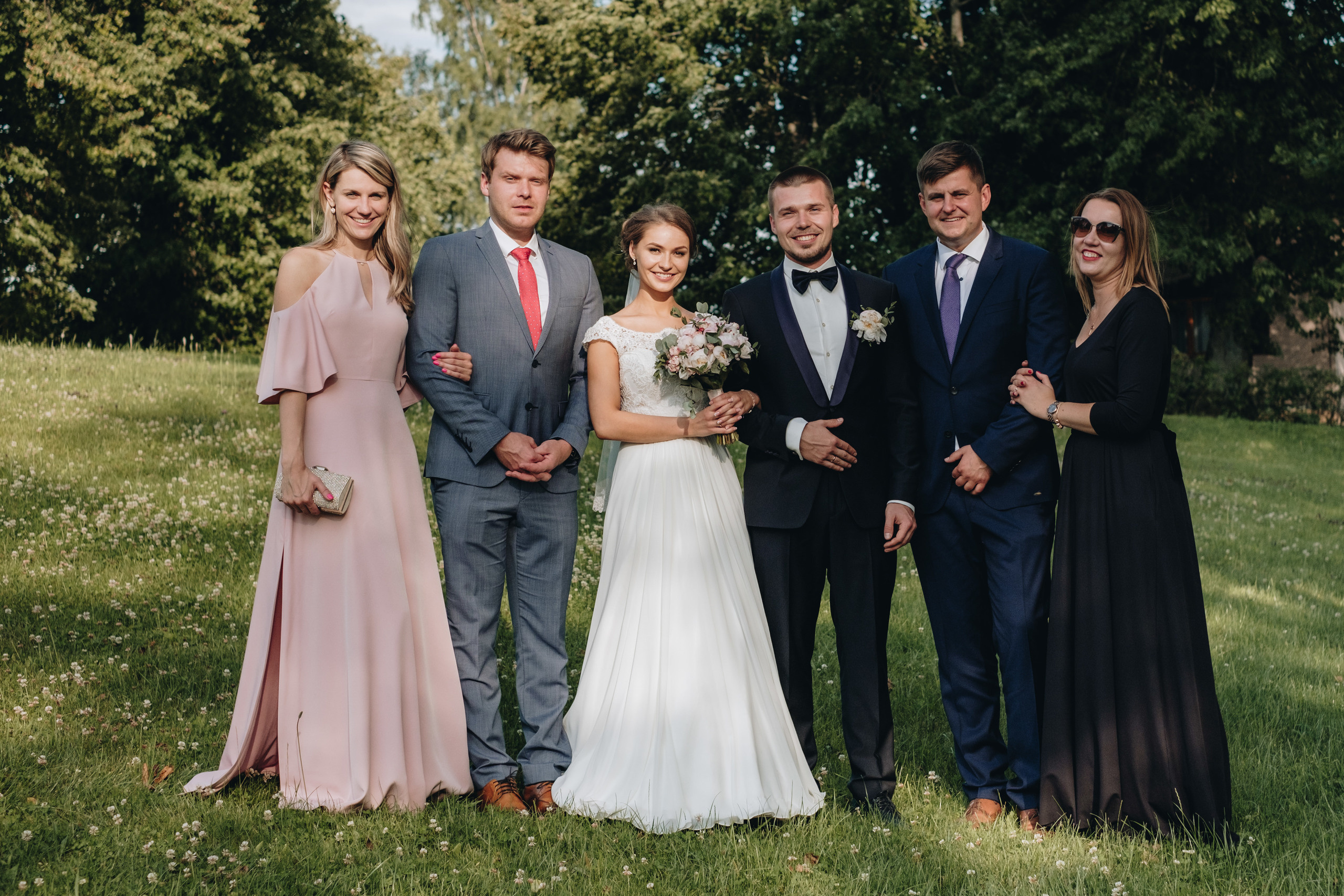 Kāzu stāsts Henrijs & Kristīne. Kāzu × Ģimenes notikumu fotografs Edgars Kalniņš