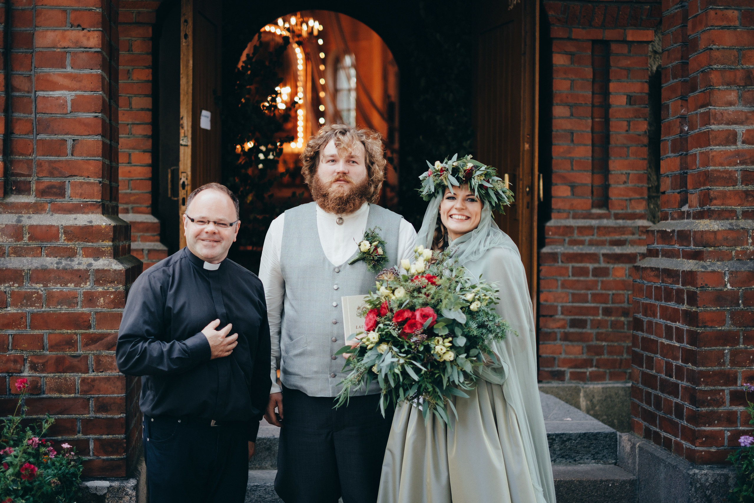 Kāzu stāsts Madara & Ingus. Kāzu × Ģimenes notikumu fotografs Edgars Kalniņš