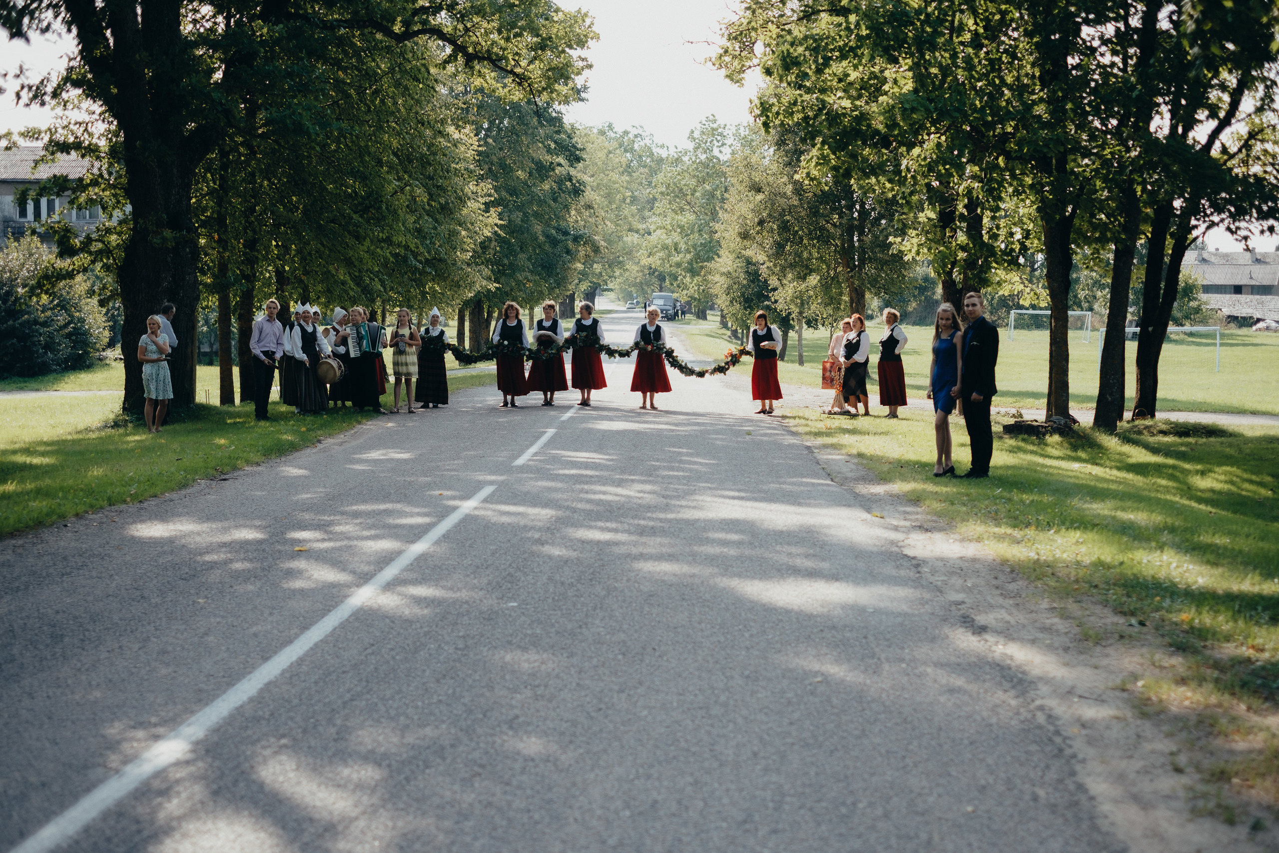 Kāzu stāsts Madara & Ingus. Kāzu × Ģimenes notikumu fotografs Edgars Kalniņš