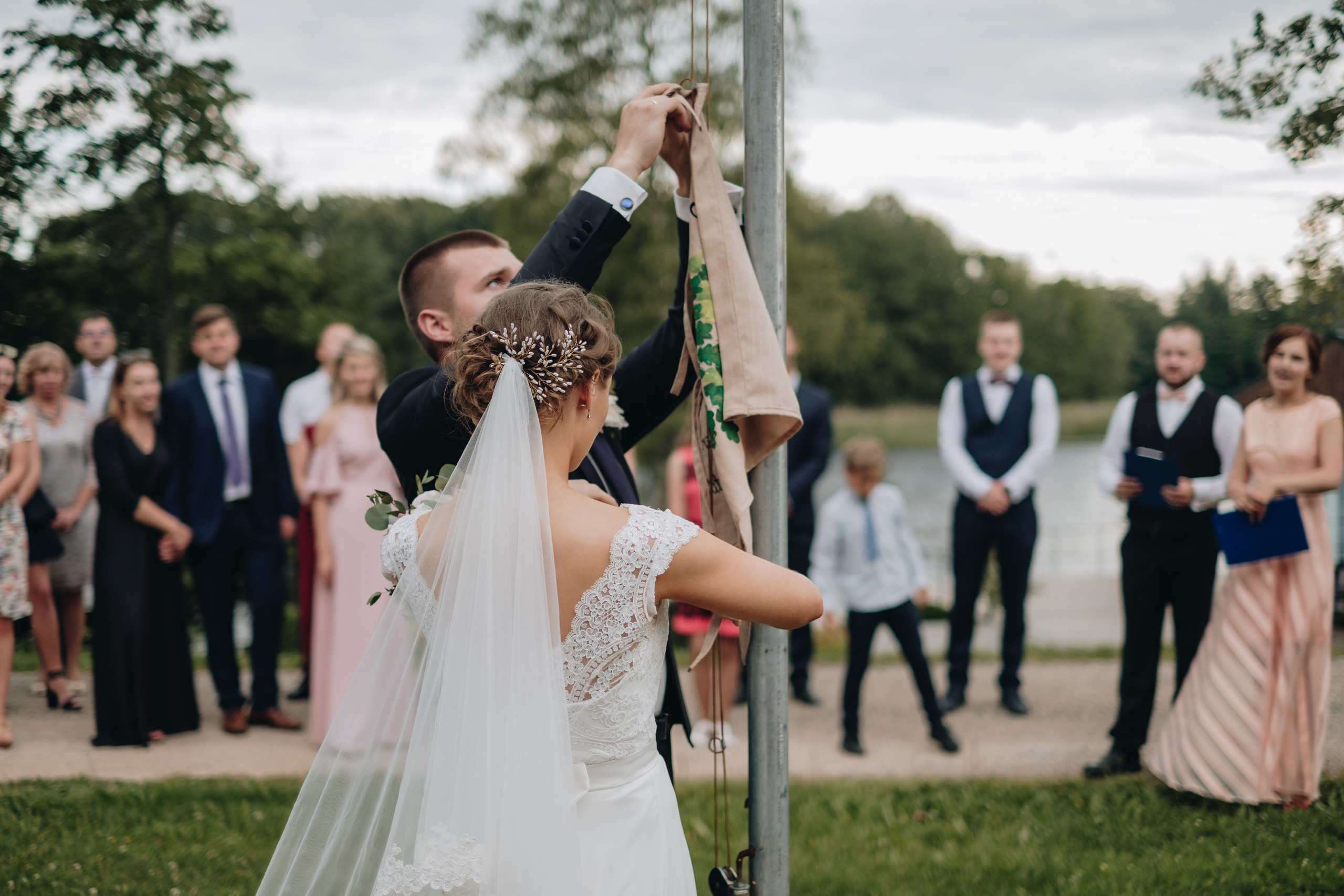 Kāzu stāsts Henrijs & Kristīne. Kāzu × Ģimenes notikumu fotografs Edgars Kalniņš