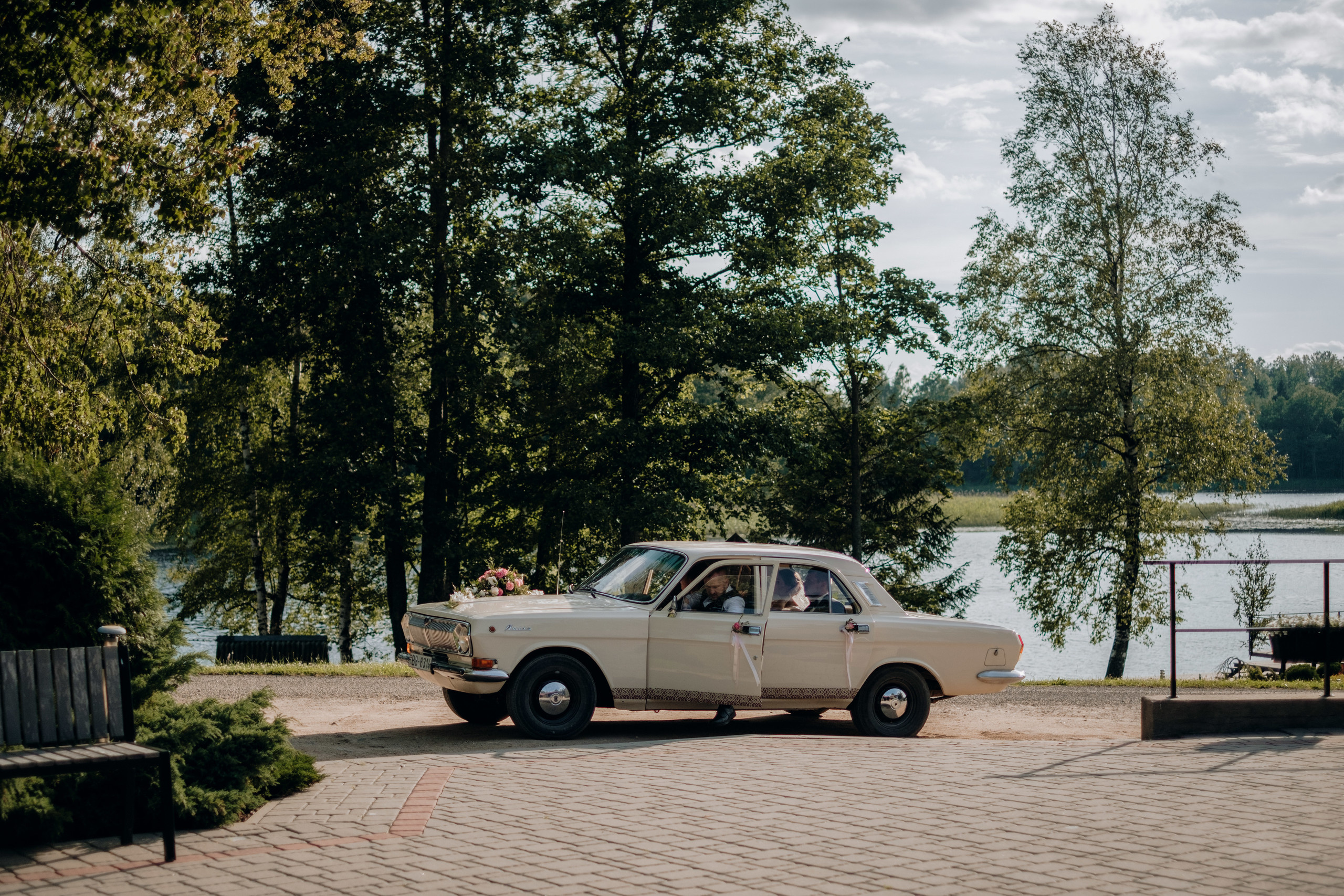 Kāzu stāsts Henrijs & Kristīne. Kāzu × Ģimenes notikumu fotografs Edgars Kalniņš