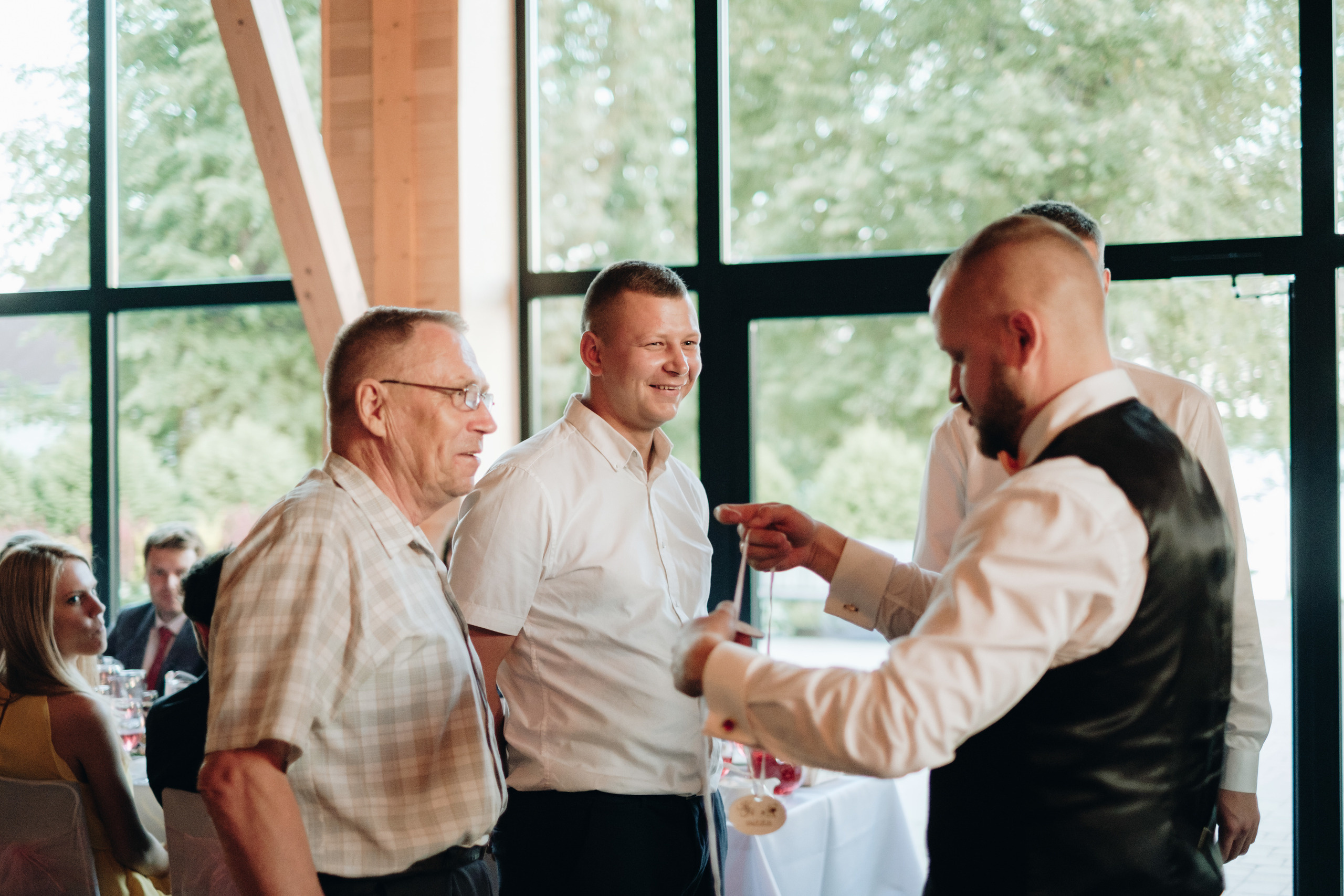 Kāzu stāsts Henrijs & Kristīne. Kāzu × Ģimenes notikumu fotografs Edgars Kalniņš