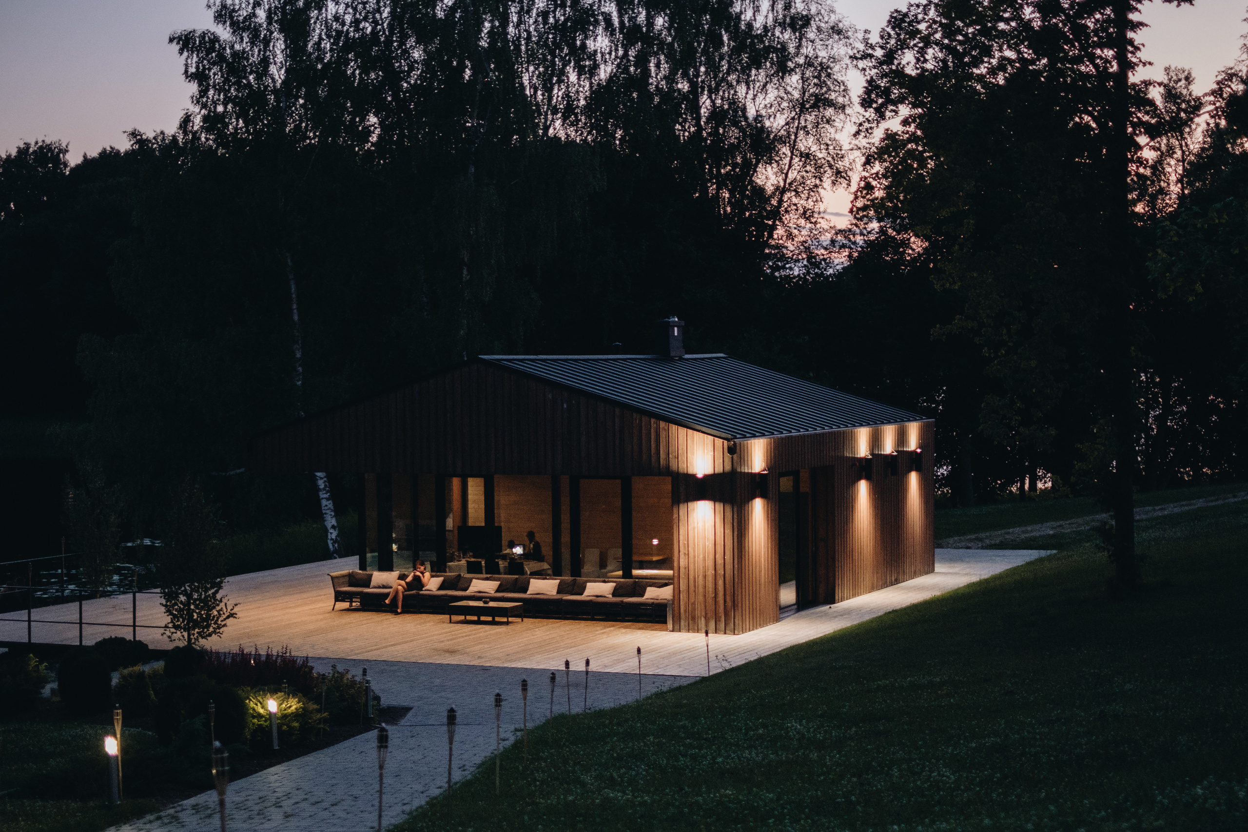 Kāzu stāsts Henrijs & Kristīne. Kāzu × Ģimenes notikumu fotografs Edgars Kalniņš