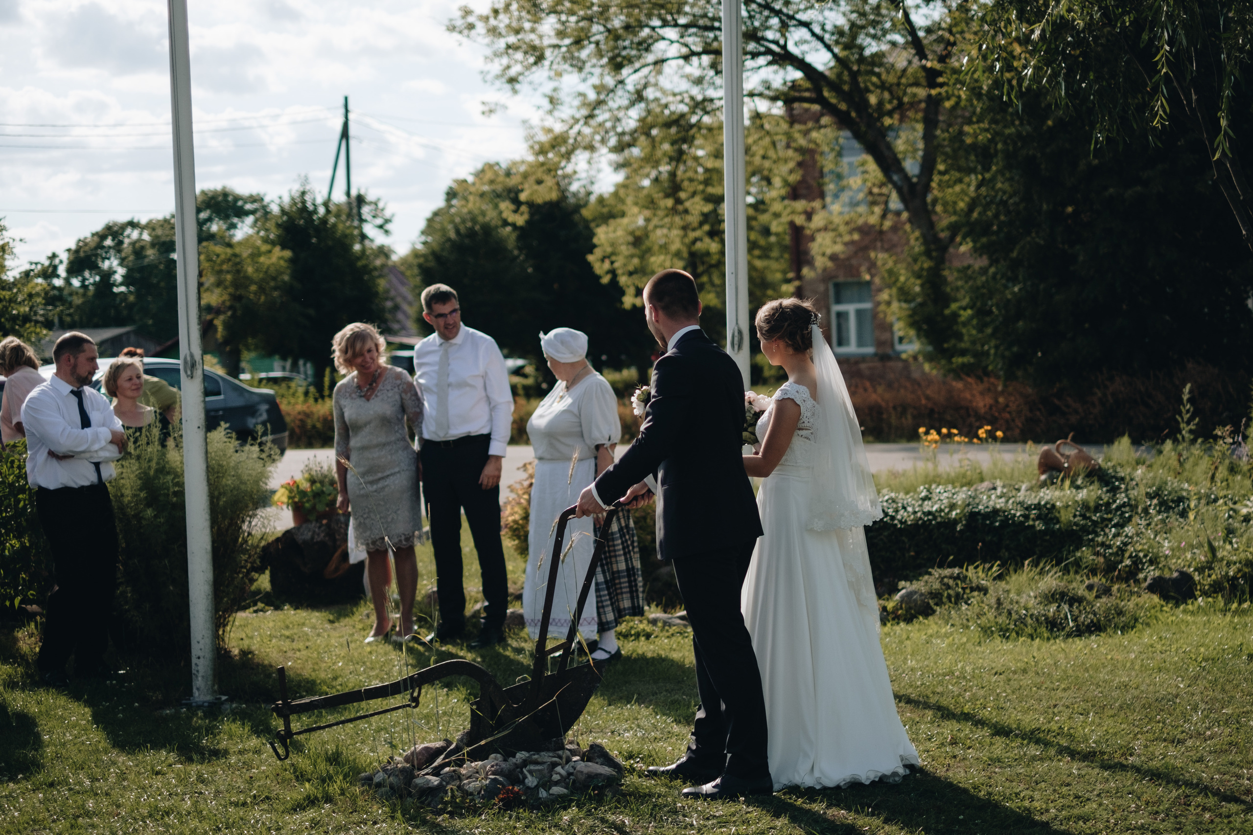 Kāzu stāsts Henrijs & Kristīne. Kāzu × Ģimenes notikumu fotografs Edgars Kalniņš