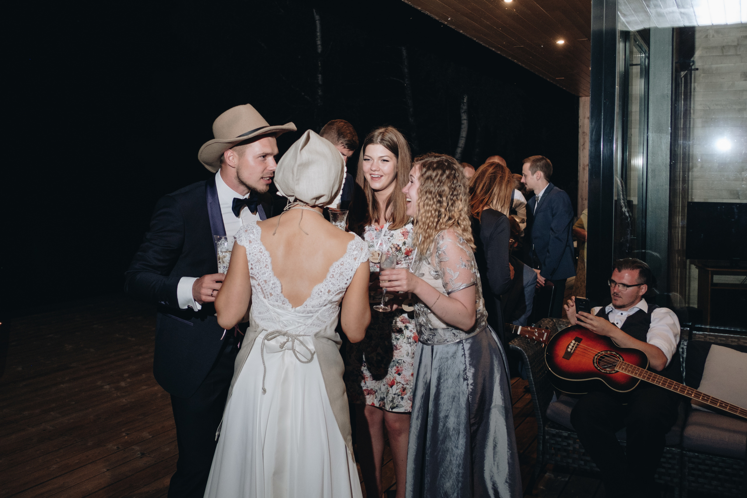 Kāzu stāsts Henrijs & Kristīne. Kāzu × Ģimenes notikumu fotografs Edgars Kalniņš