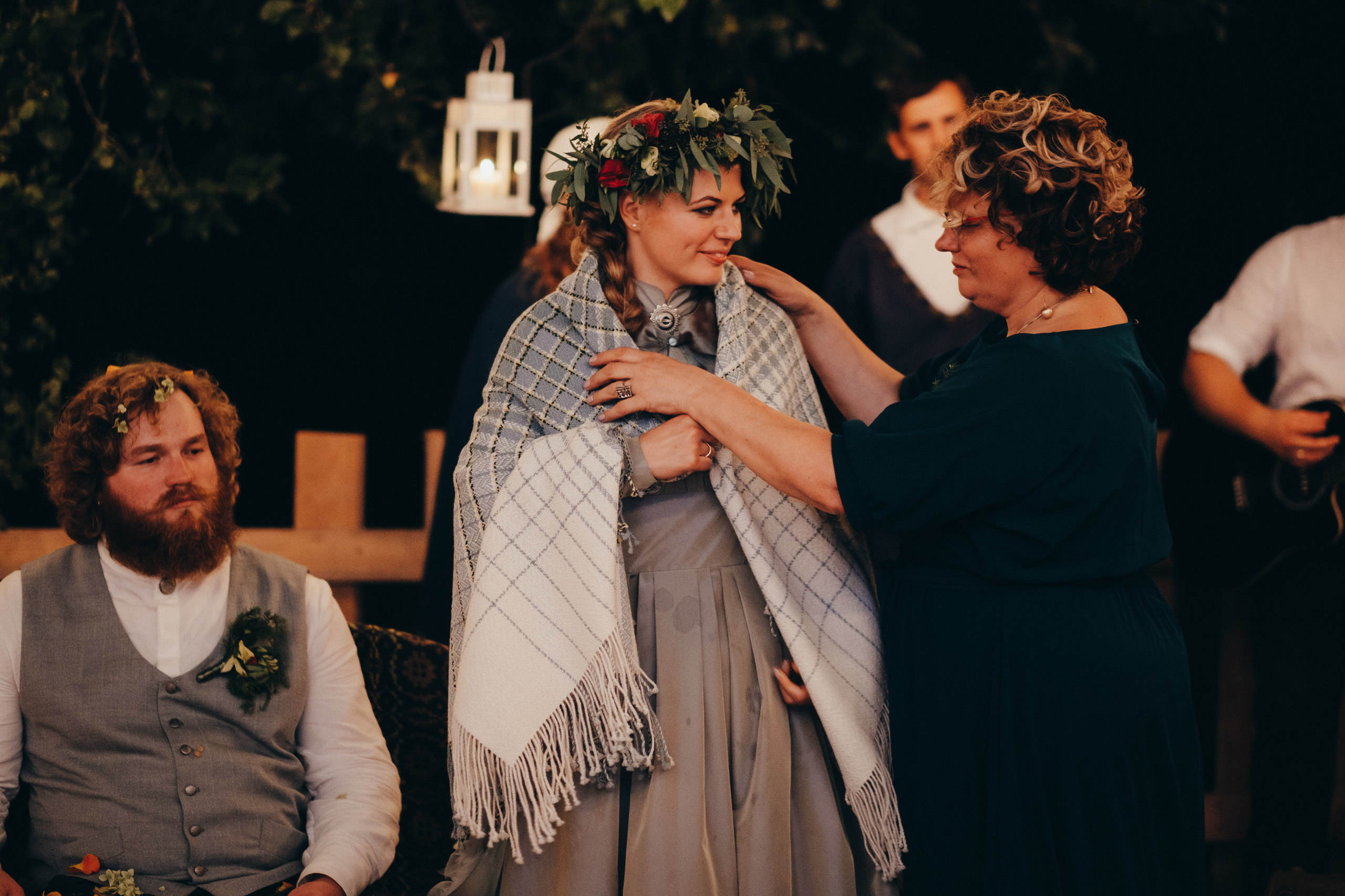 Kāzu stāsts Madara & Ingus. Kāzu × Ģimenes notikumu fotografs Edgars Kalniņš