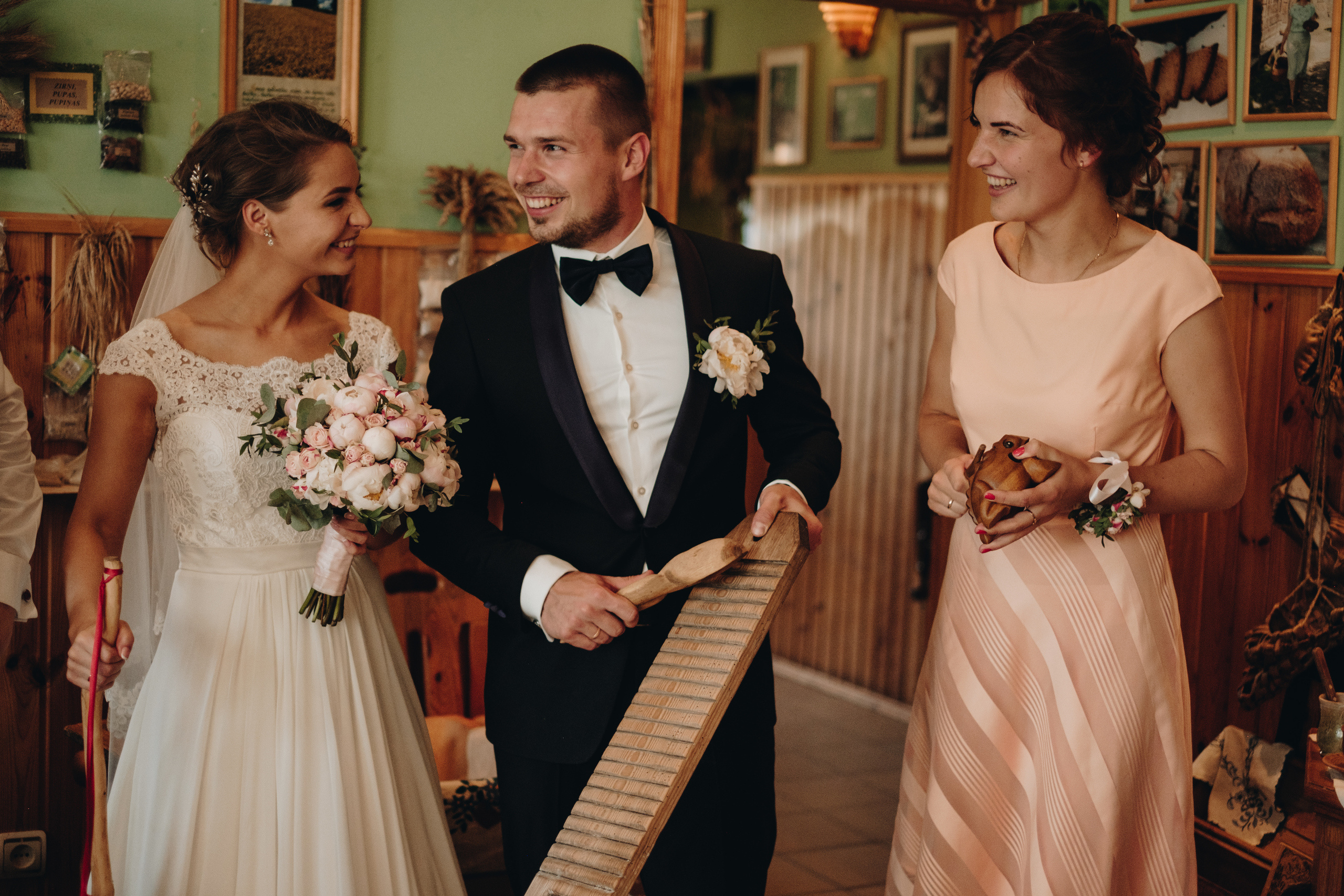 Kāzu stāsts Henrijs & Kristīne. Kāzu × Ģimenes notikumu fotografs Edgars Kalniņš