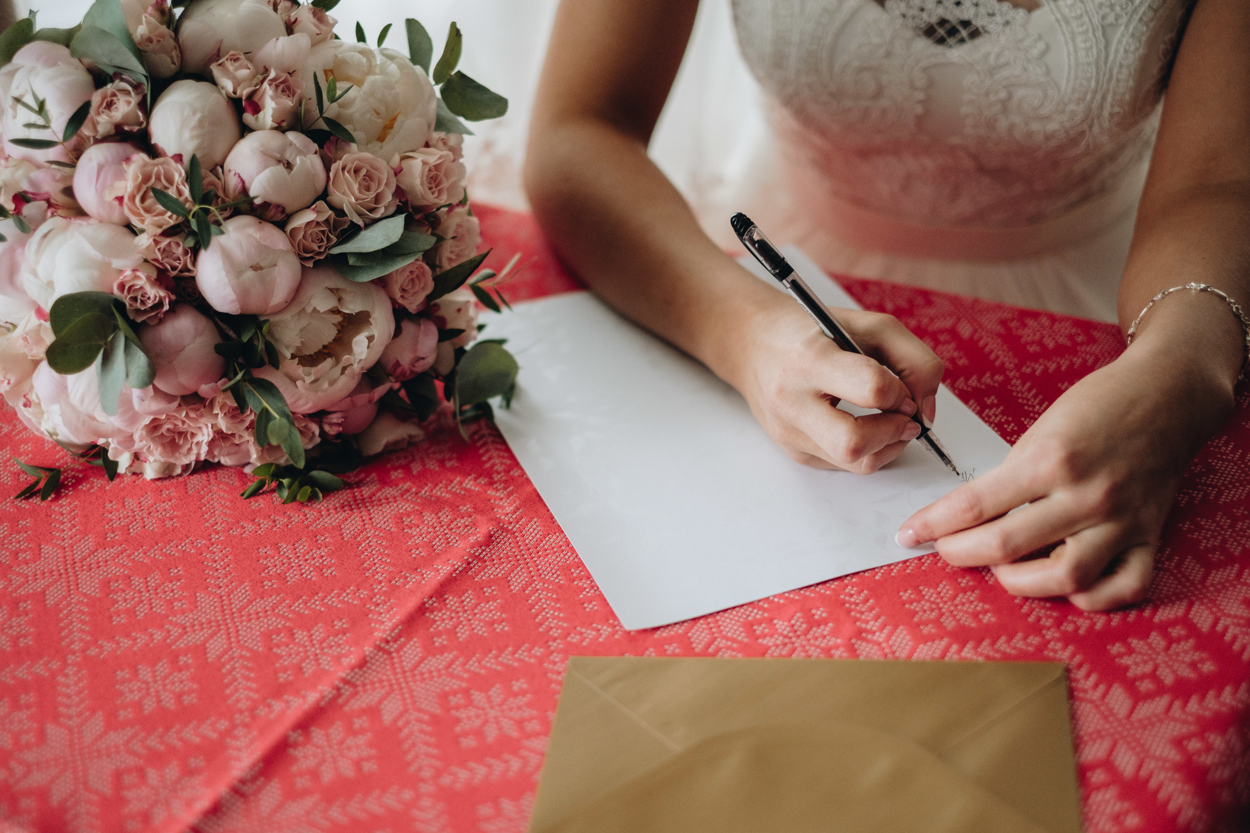 Kāzu stāsts Henrijs & Kristīne. Kāzu × Ģimenes notikumu fotografs Edgars Kalniņš