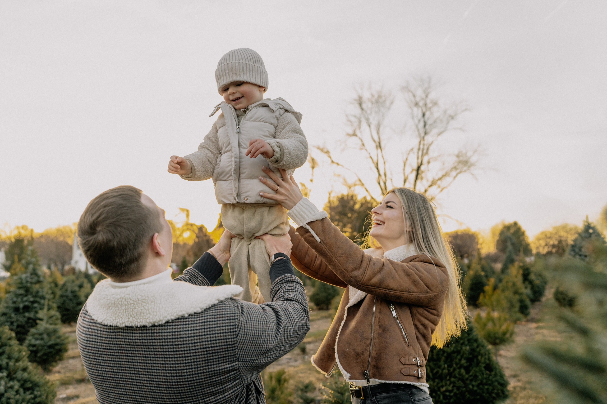 Christmas Farm Photography – Festive & Cozy Memories. Alisa Tant — Family and newborn photographer Bucks County, Montgomery county, Philadelphia, NJ