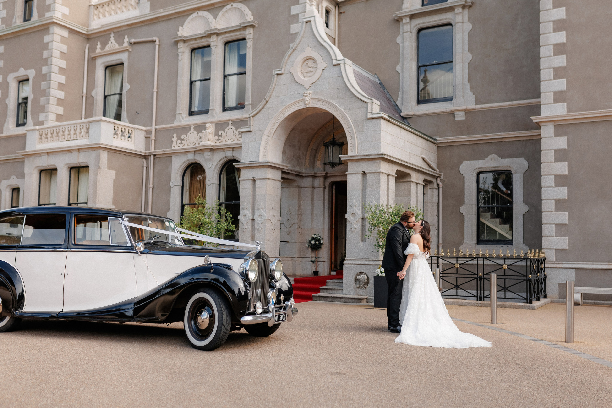 Sean & Gohar. Photographer in Dublin, Pavel