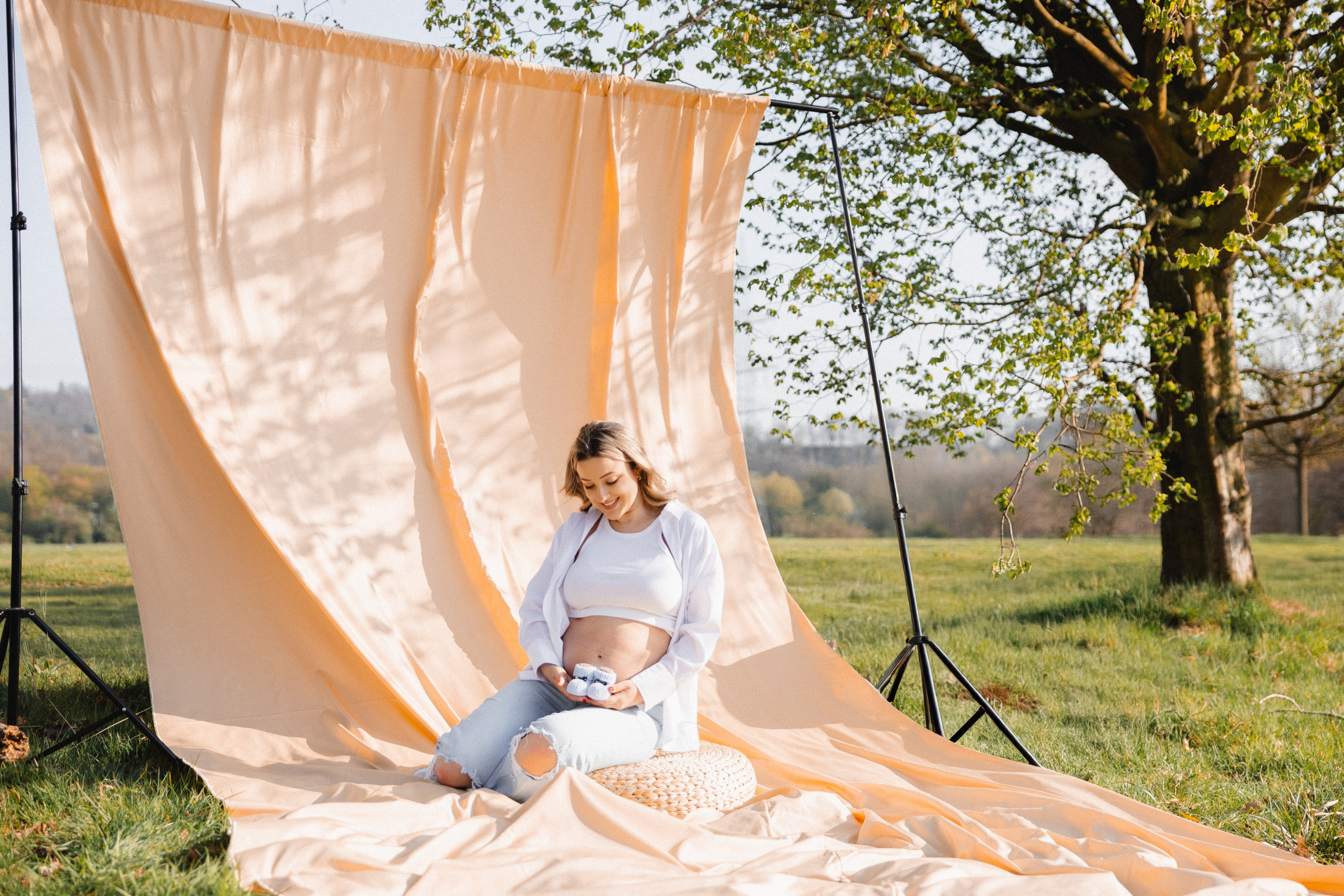 Schwangerschaftsfotos am Kemnader See | Babybauch Shooting Bochum. Hochzeitsfotografin Bochum | Halyna Reiche Fotografie NRW