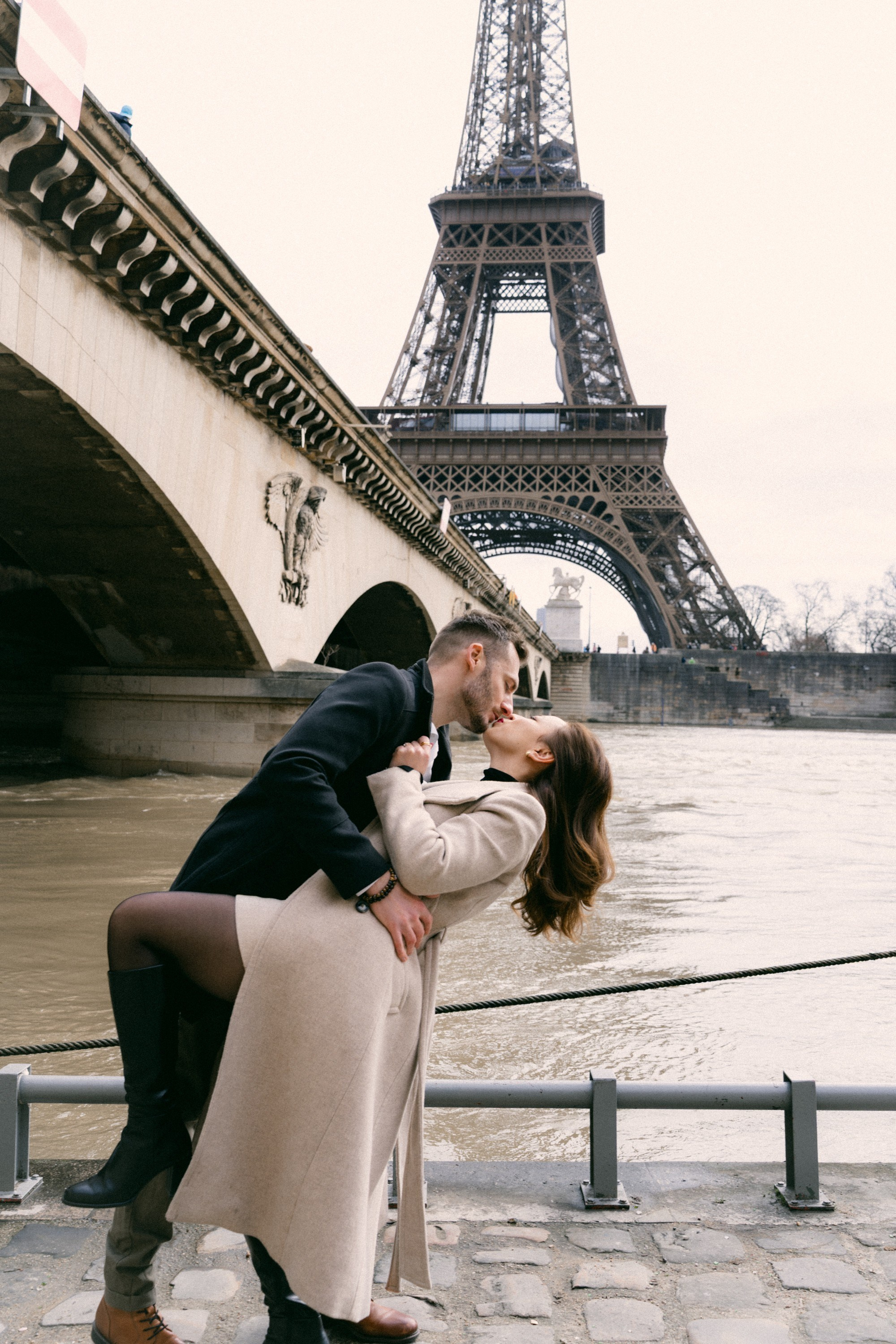 Romantic Couple Photoshoot in Paris | Paris Photographer. Paris Photographer & Videographer