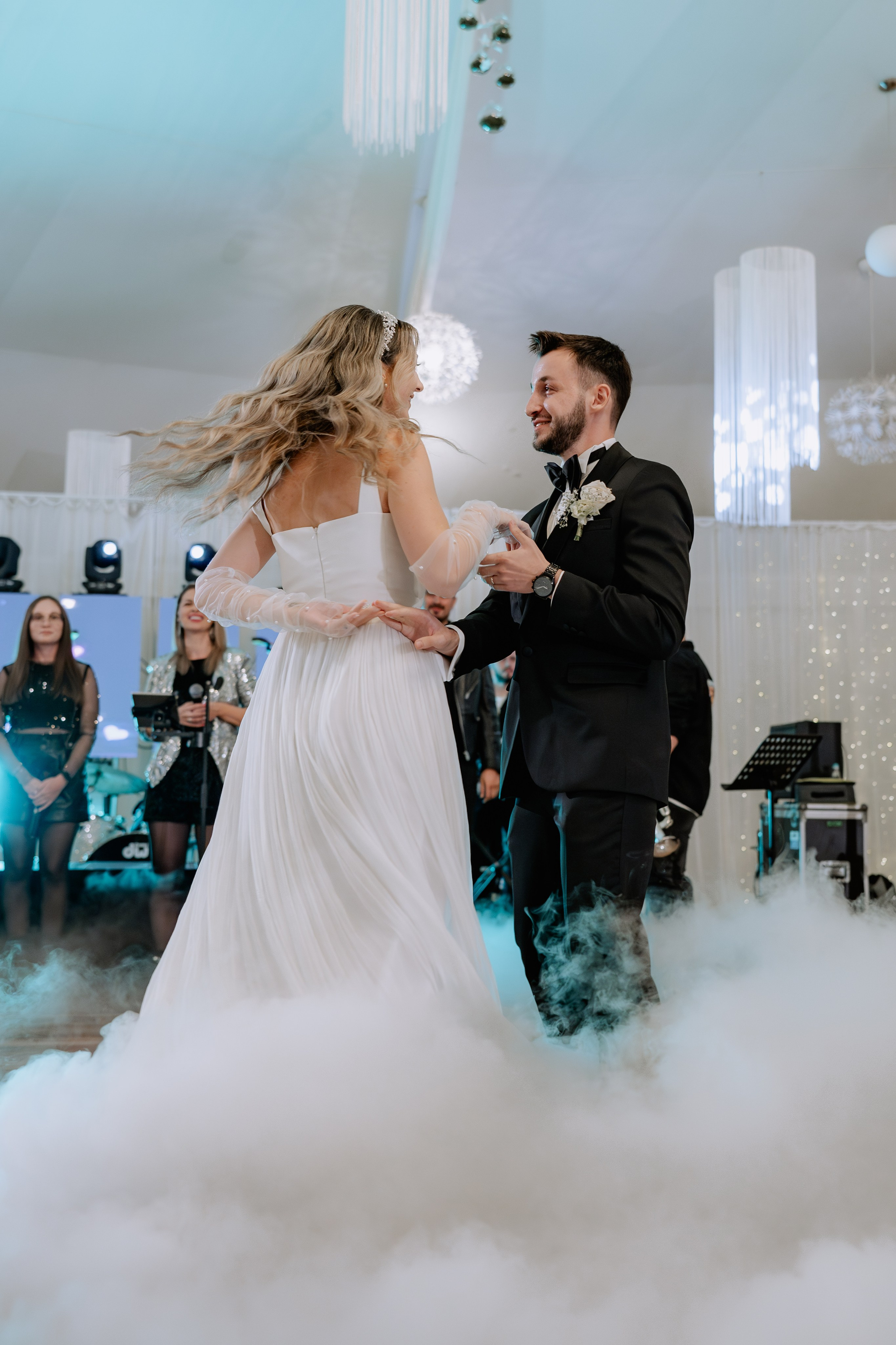 Madalina + Cosmin | Wedding day. Proud Vision Weddings | Wedding Photography & Film — Servicii profesionale Foto Video Nunta Iasi