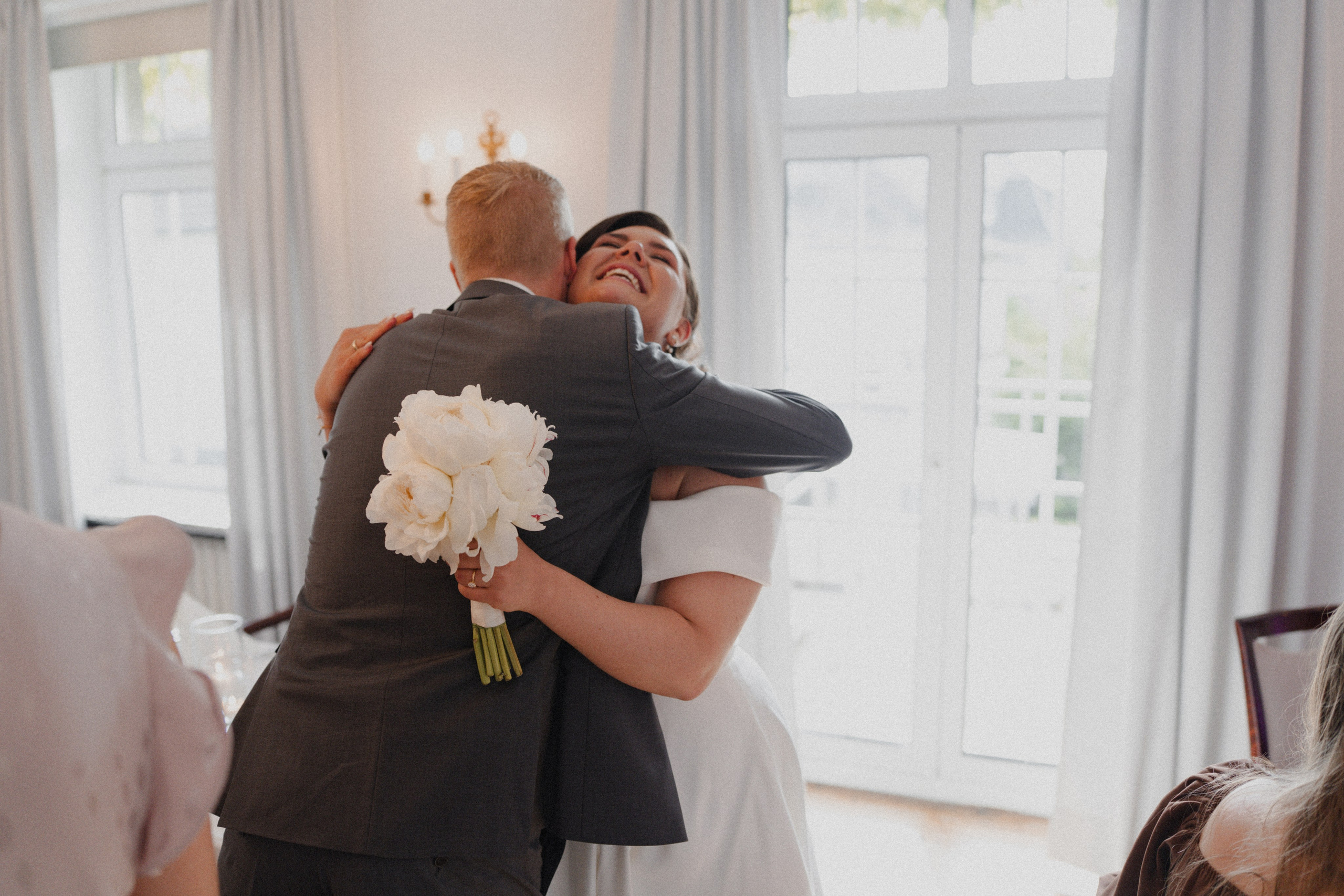 Jessica & Felix I Gesellschaft Harmonie Bochum. Hochzeitsfotografin Bochum | Halyna Reiche Fotografie NRW
