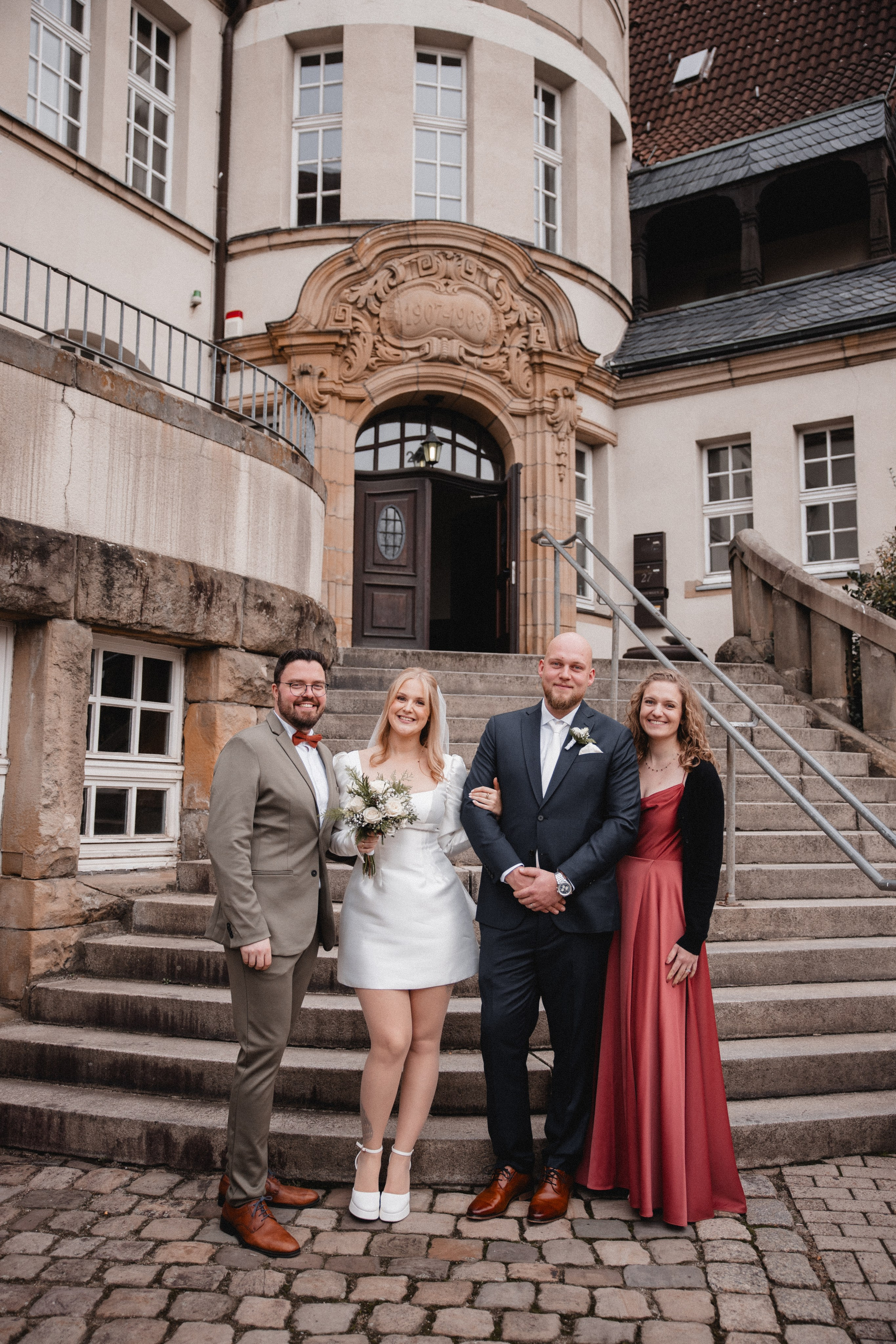 Louisa & Niklas | Schlosshotel Hugenpoet. Photographer in Bochum Dolia Halyna