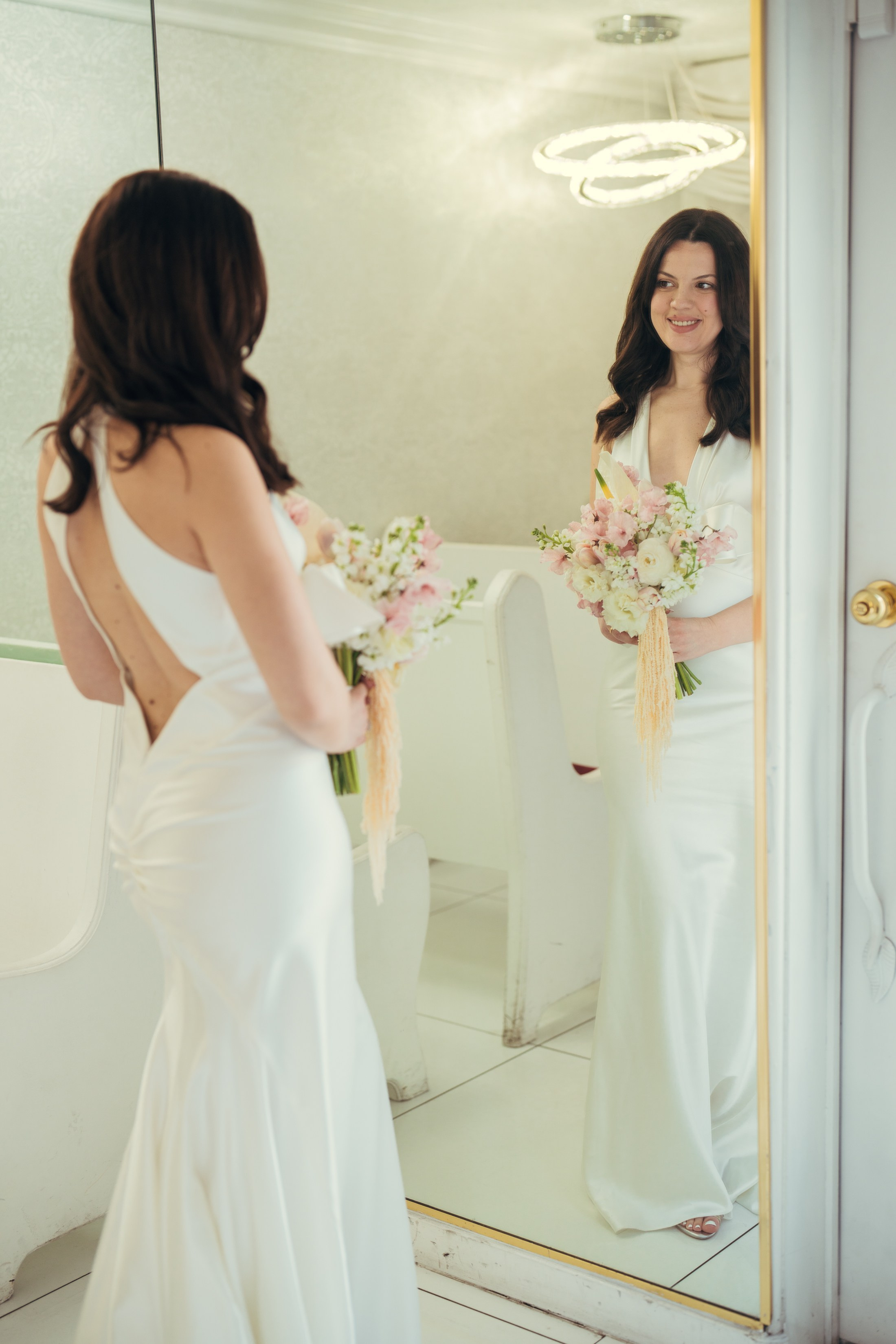 Zenaida&Eros. Wedding & elopement photographer Viktoriya Kravtsov. Las Vegas