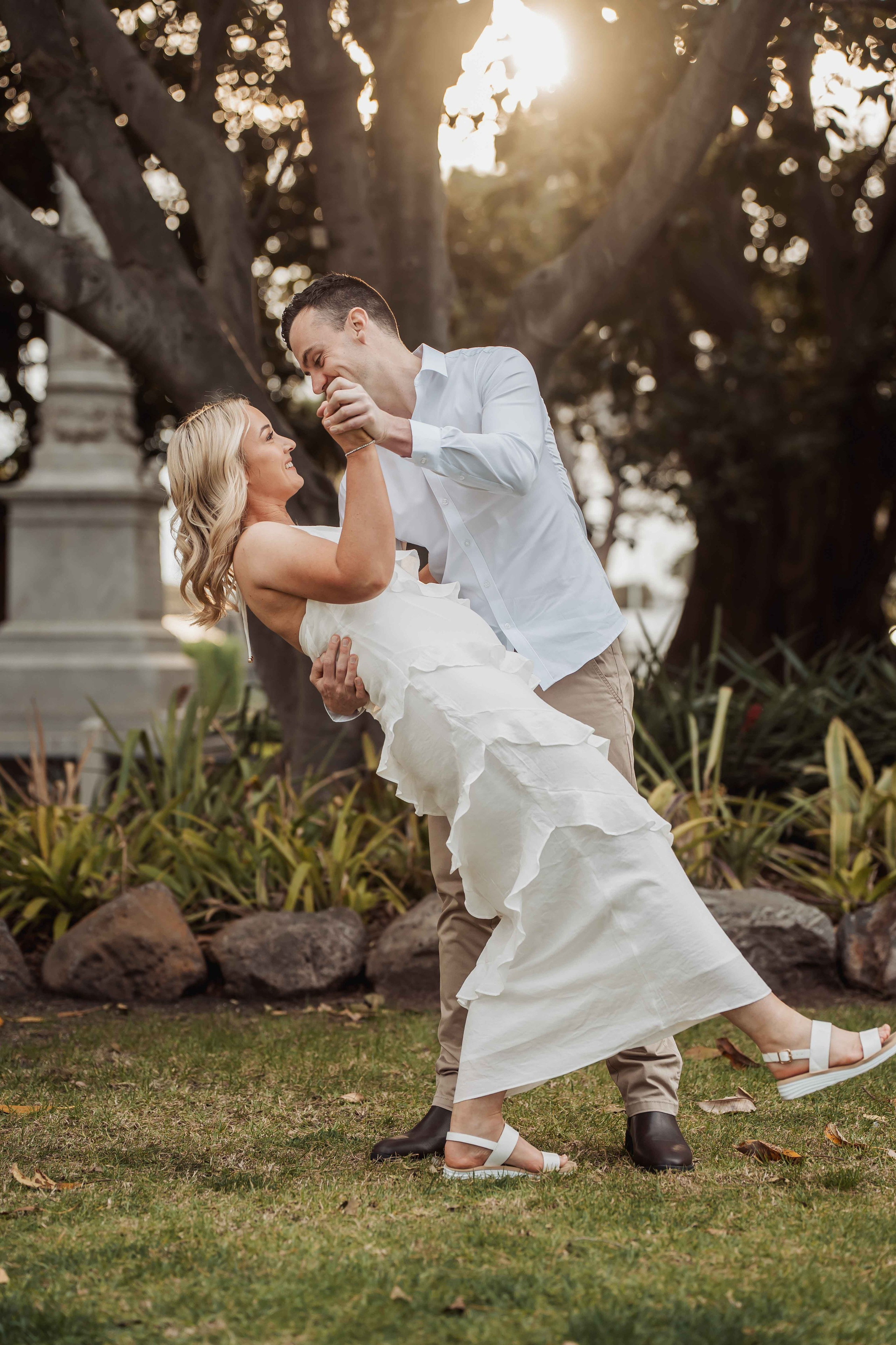 Melbourne pre-wedding photographer, engagement session Melbourne, pre-wedding shoot Victoria.Melbourne pre-wedding photographer, engagement session Melbourne, pre-wedding shoot Victoria.