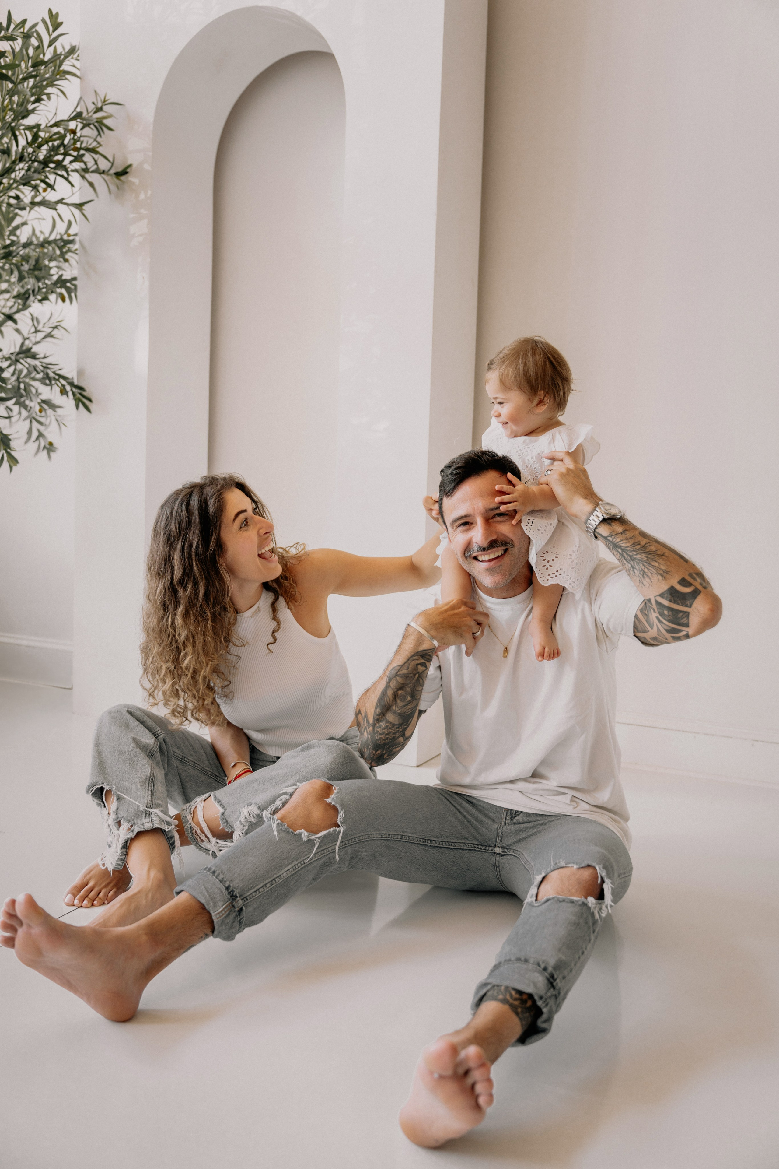 First Birthday Studio Photography – A Milestone Celebration. Alisa Tant — Family and newborn photographer Bucks County, Montgomery county, Philadelphia, NJ