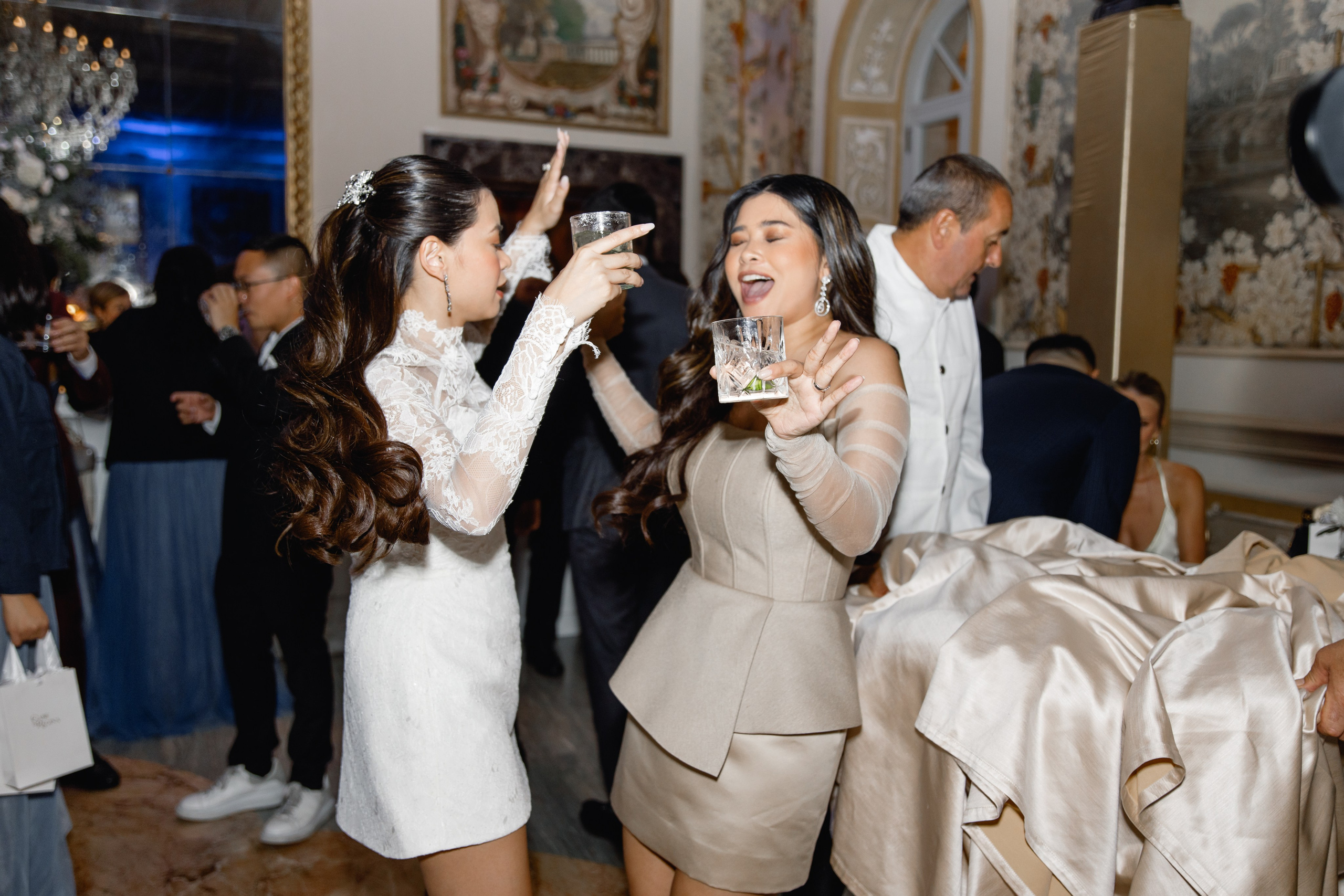 Wedding photographer Italy Rome, Tuscany, Lake Como, Sicily, Puglia. Wedding Photographer Rome Tuscany Como Sicily Puglia Amalfy Italy- Oksana Savenchuk