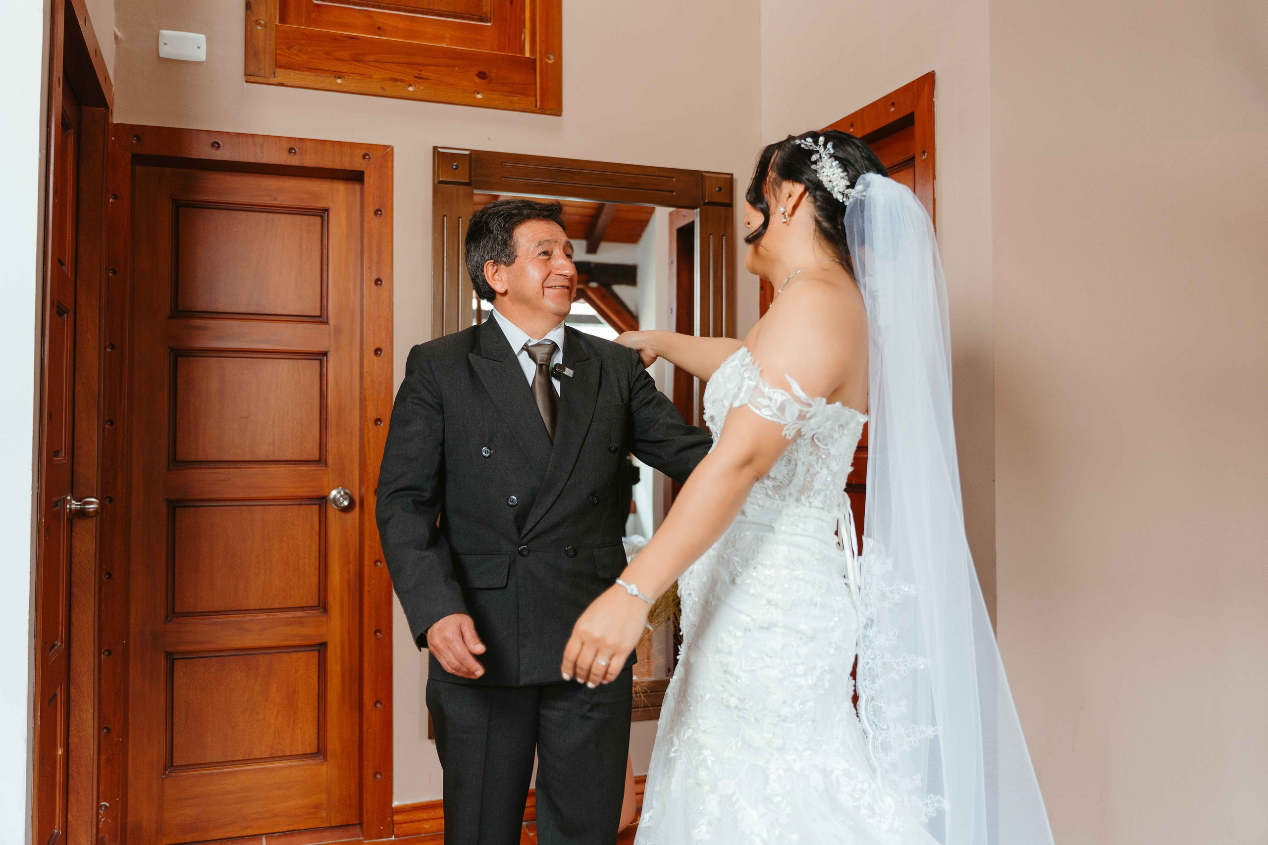 Karol y Jairon. Fotógrafo de bodas en Loja Ecuador | Piero Alvarez PH