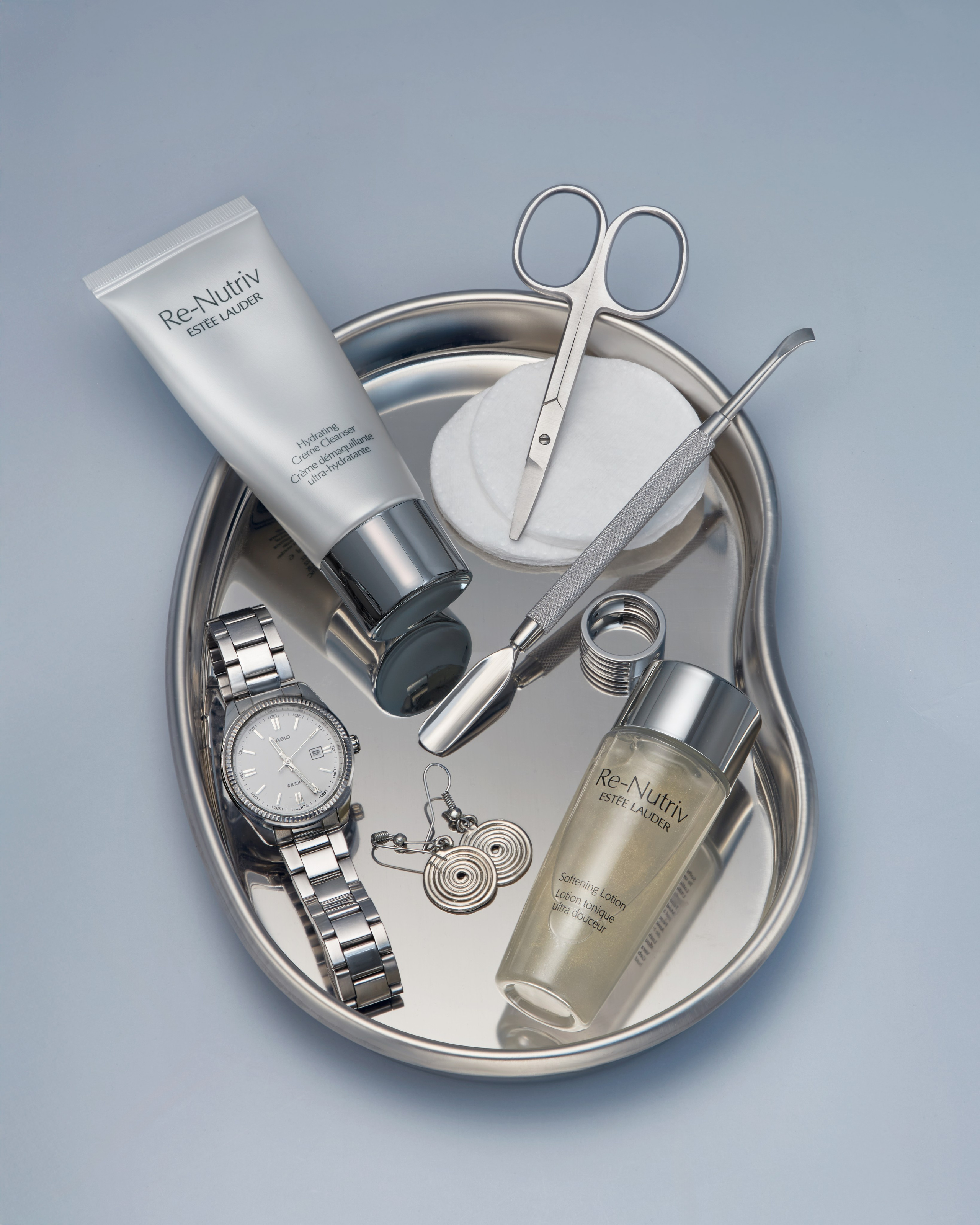 Kosmetikprodukte im Magazinstil, Werbefotografie für Print, Website und Banner