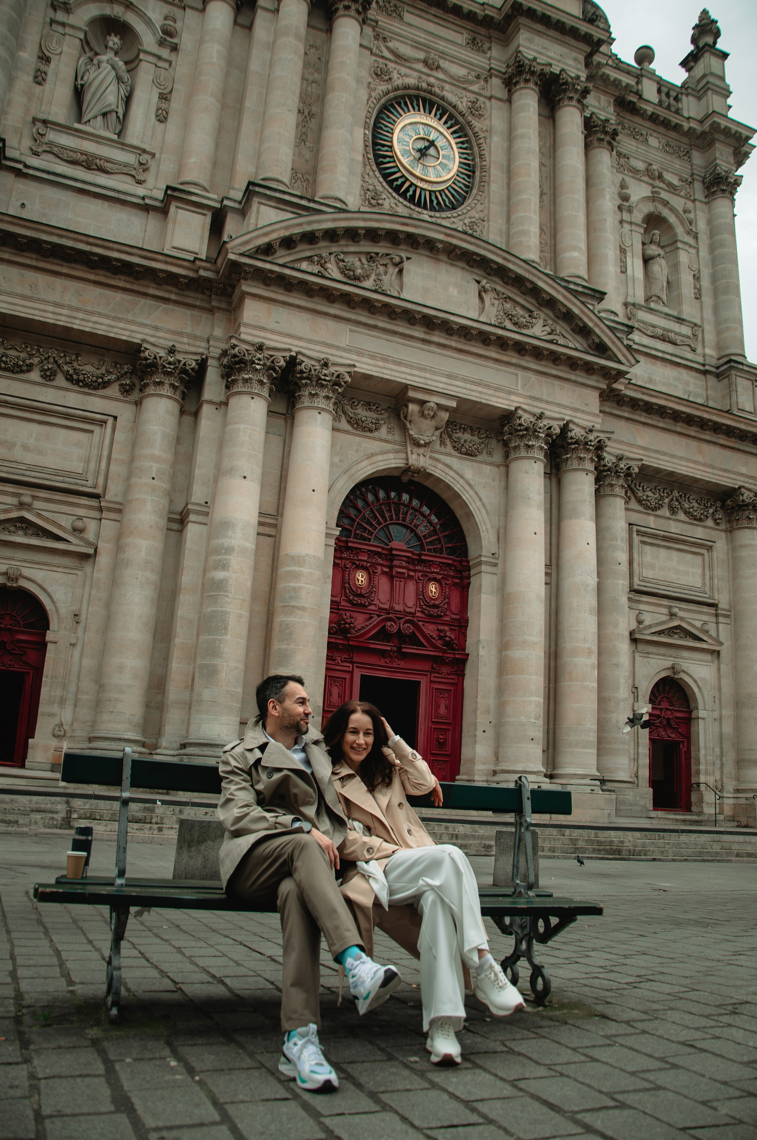 Street couple photoshoot. Paris photographer — Polina Osipova