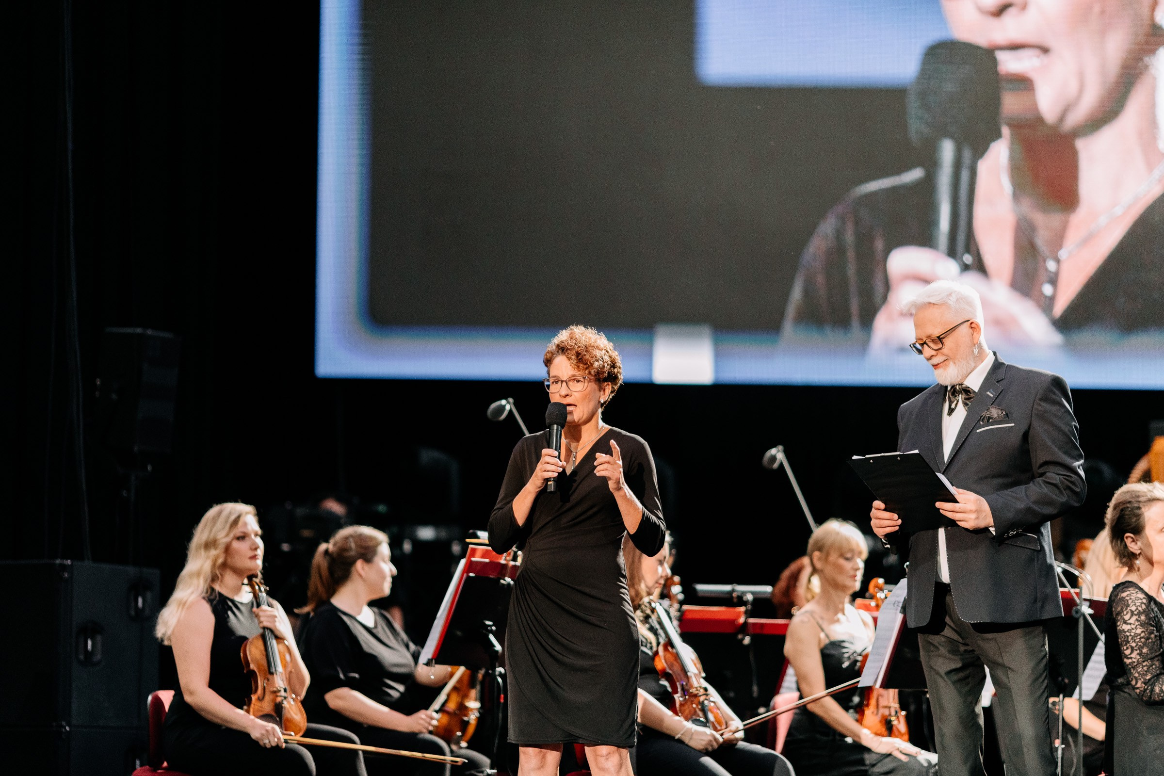 Opera Leśna Koncert. Fotograf Ślubny Warszawa - Sesje Biznesowe Rodzinne Eventy
