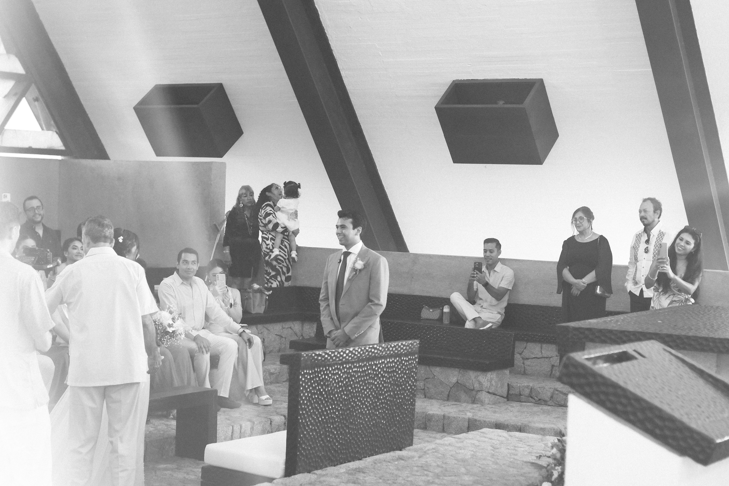 Ney & Cris / Acapulco. Wedding and family photographer in Mexico City