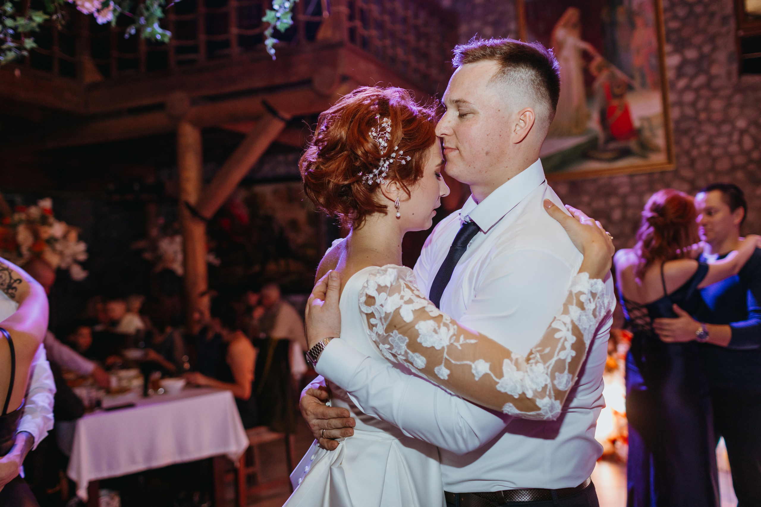 Свадьба в Усадьбе Орехово в Бишкеке. Фотограф в Бишкеке Оксана Шувалова