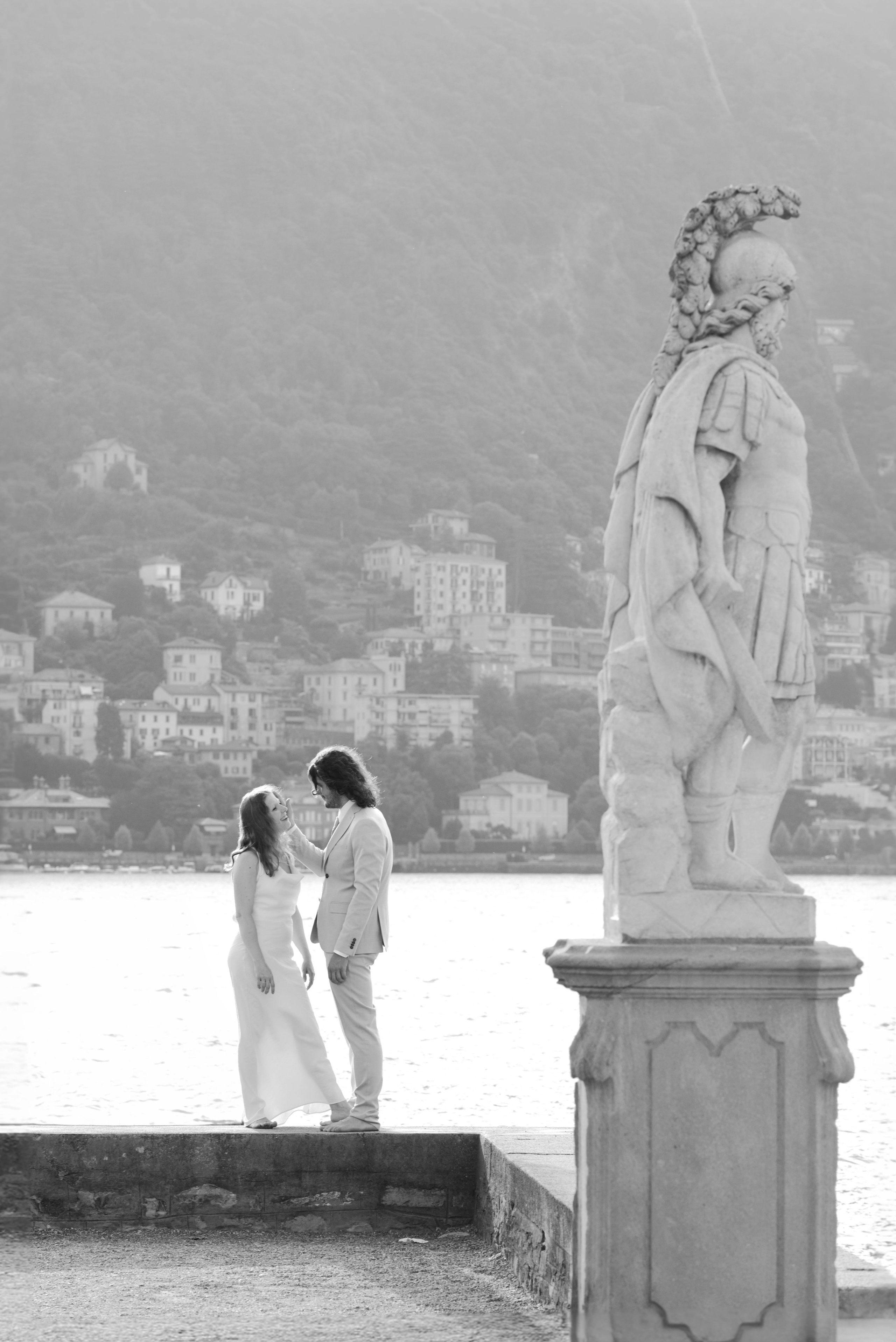 Angela & Fabbiano. Fotografo matrimonio Lago di Como Ferrari Media Production