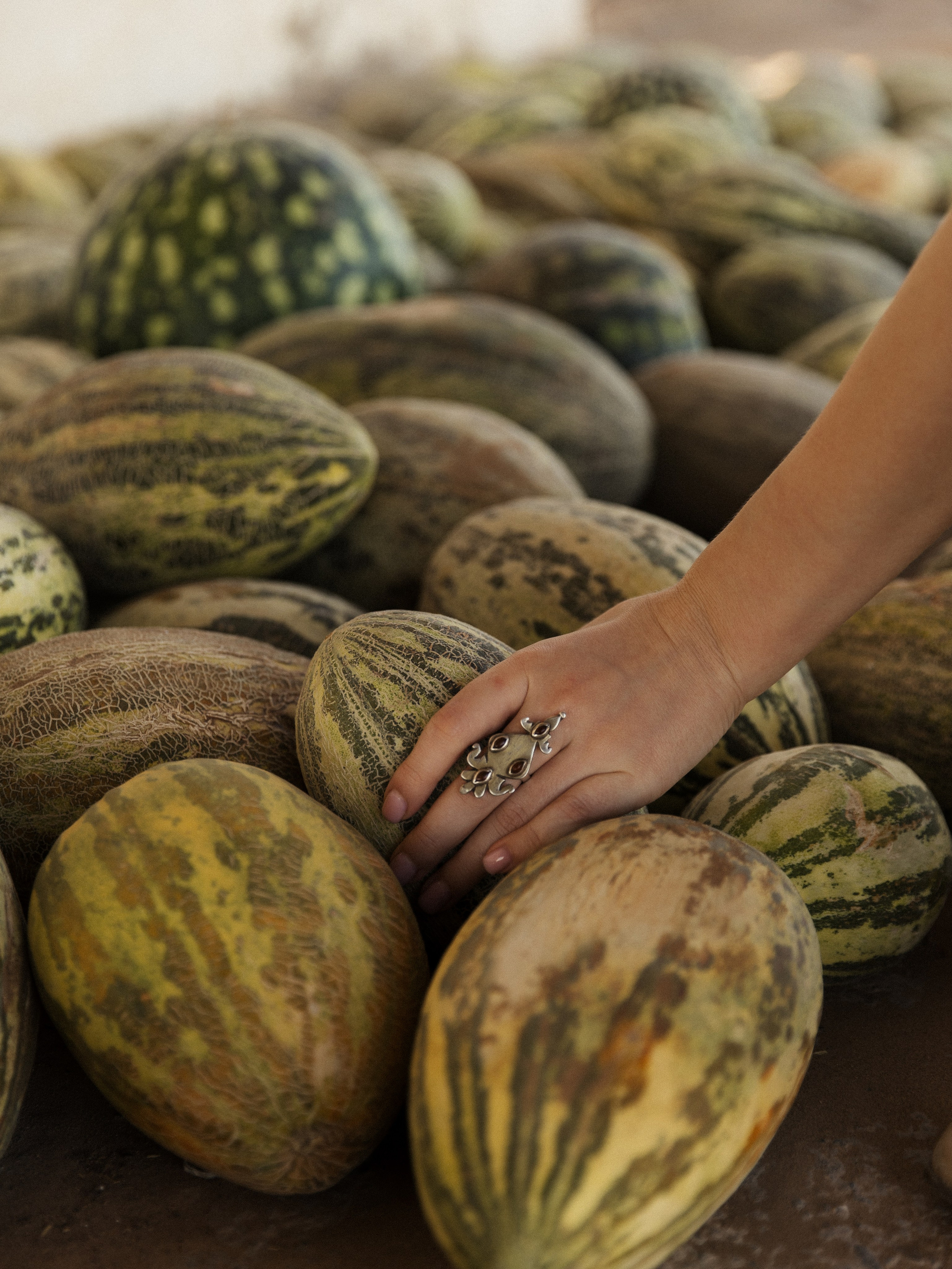 Jasmin. Family and wedding photographer in Bangkok, Thailand