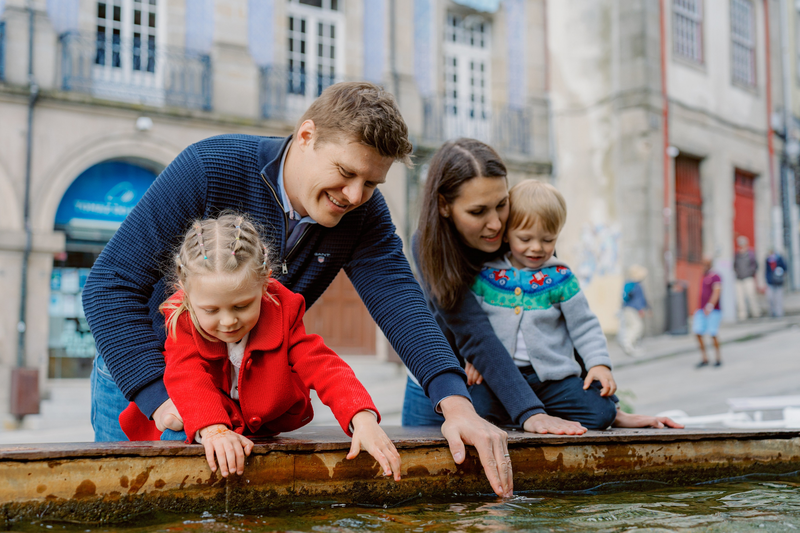 Семейная фотосессия в Порту. Фотограф в Португалии Полина Готовая
