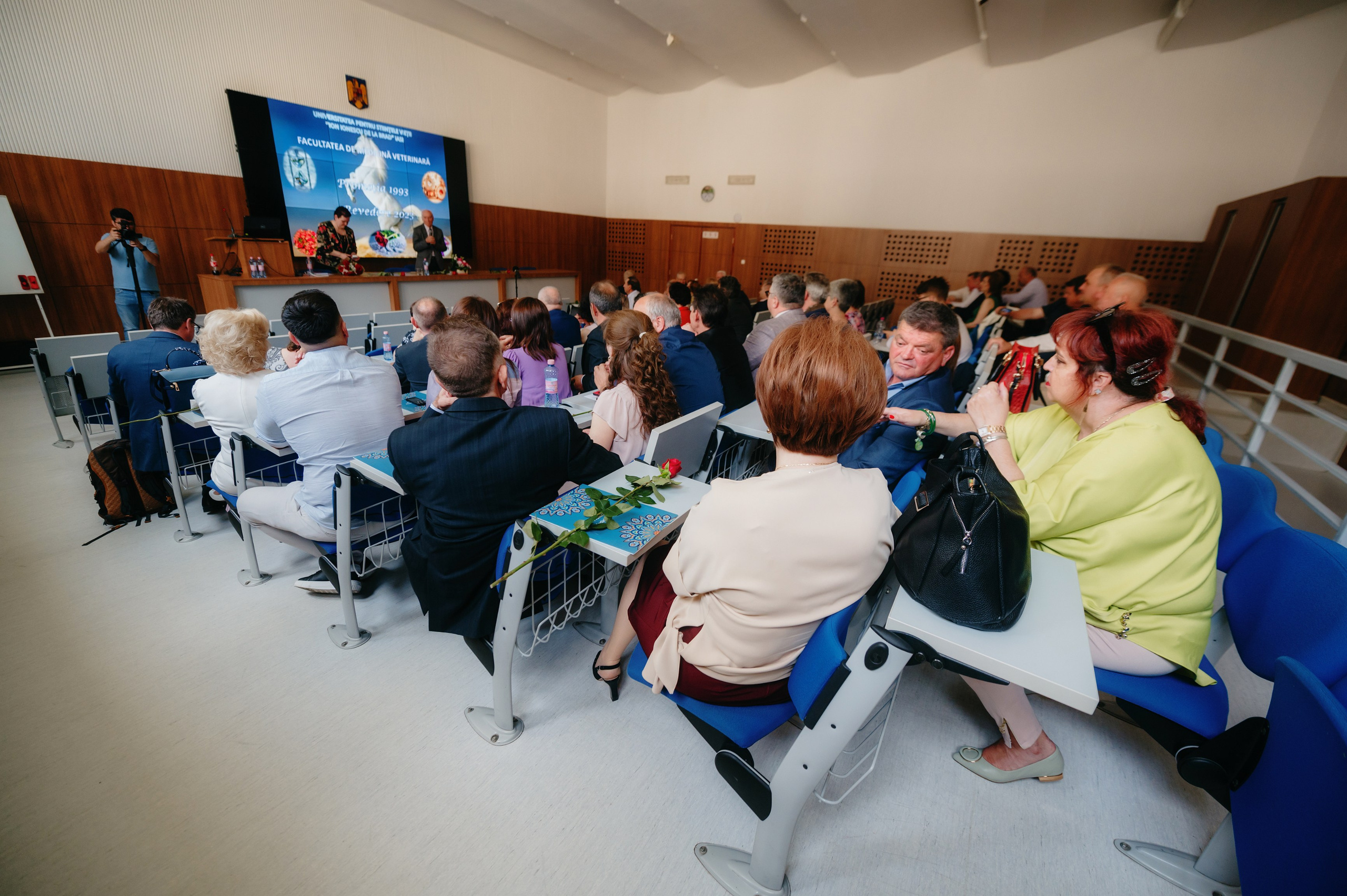 Medicina Veterinara — dupa 30 de ani…. Laurentiu Stefan StoryTeller