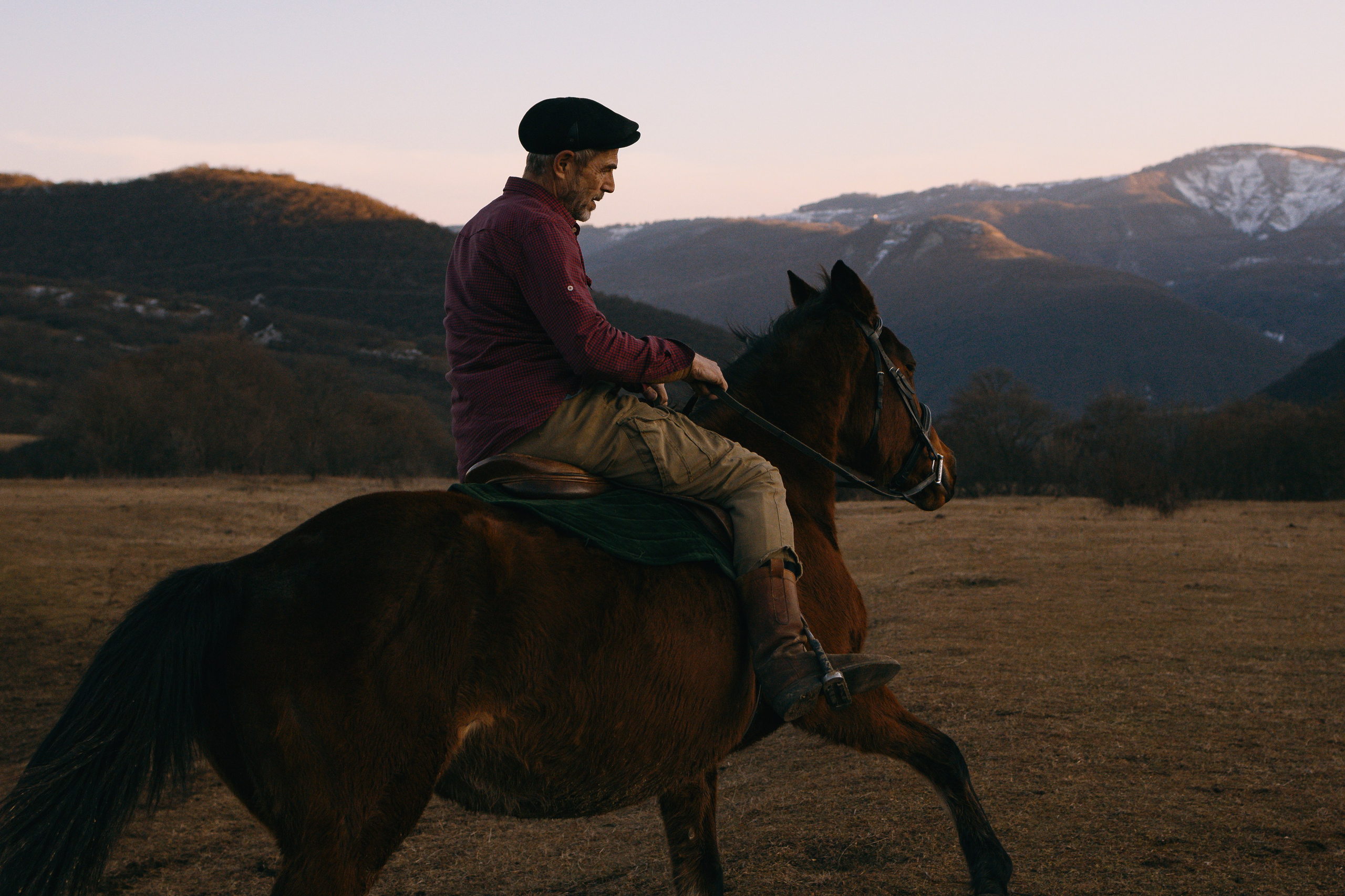 Riding Georgia. Lidia Golovina, Photographer in Tbilisi