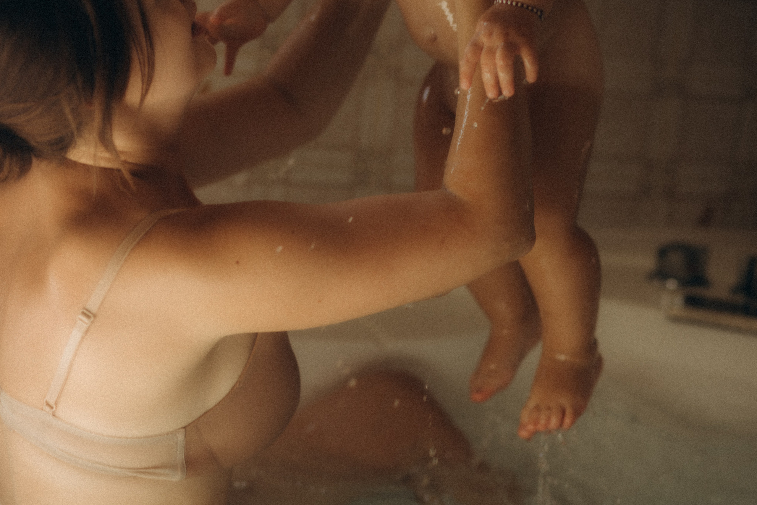 Bébés | 5 – 24 mois. Je suis Olga, votre photographe de famille à Metz et dans toute la France