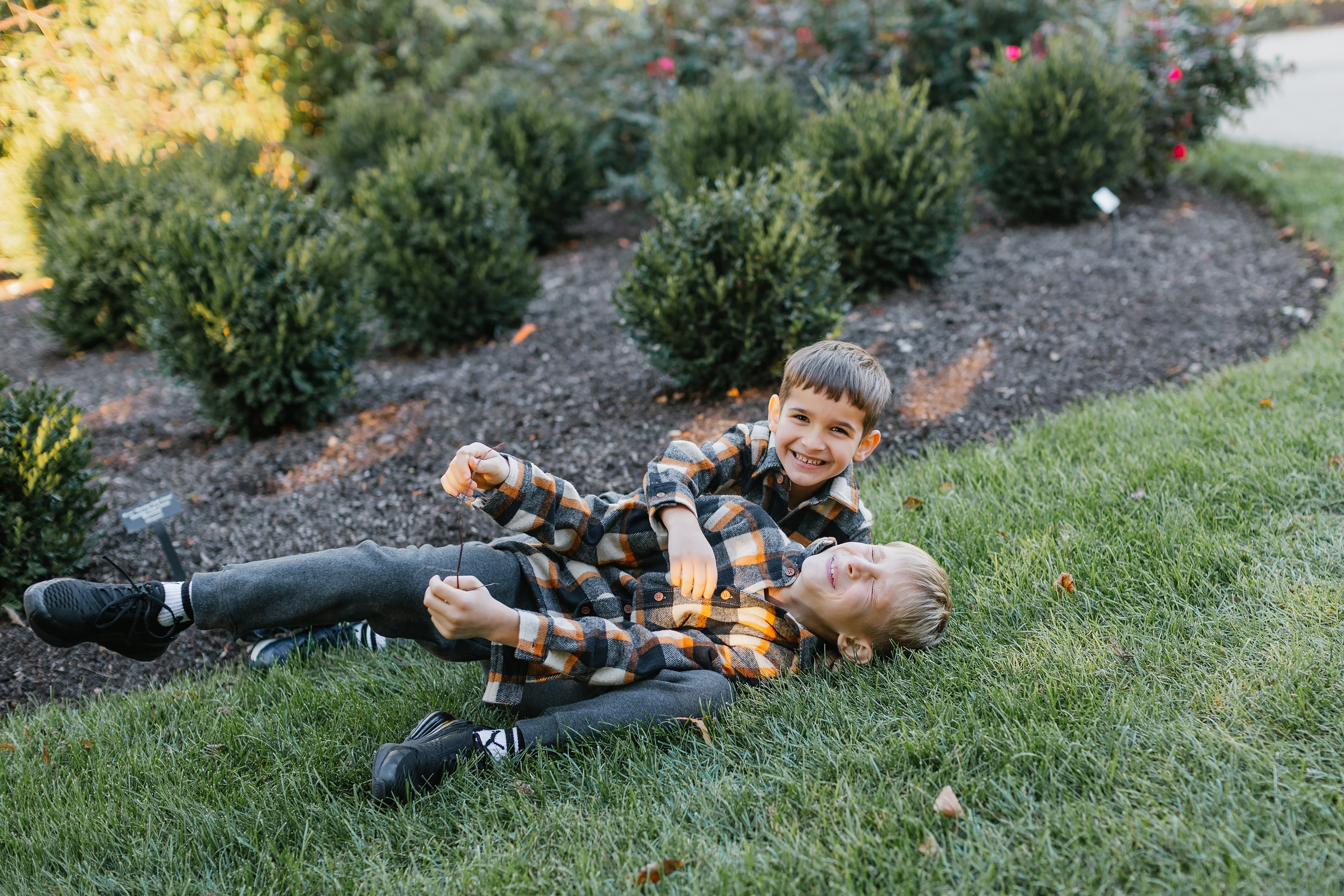 10.26.25 Family Photoshoot. Wedding family event photographer in Chicago Nick Yushevich