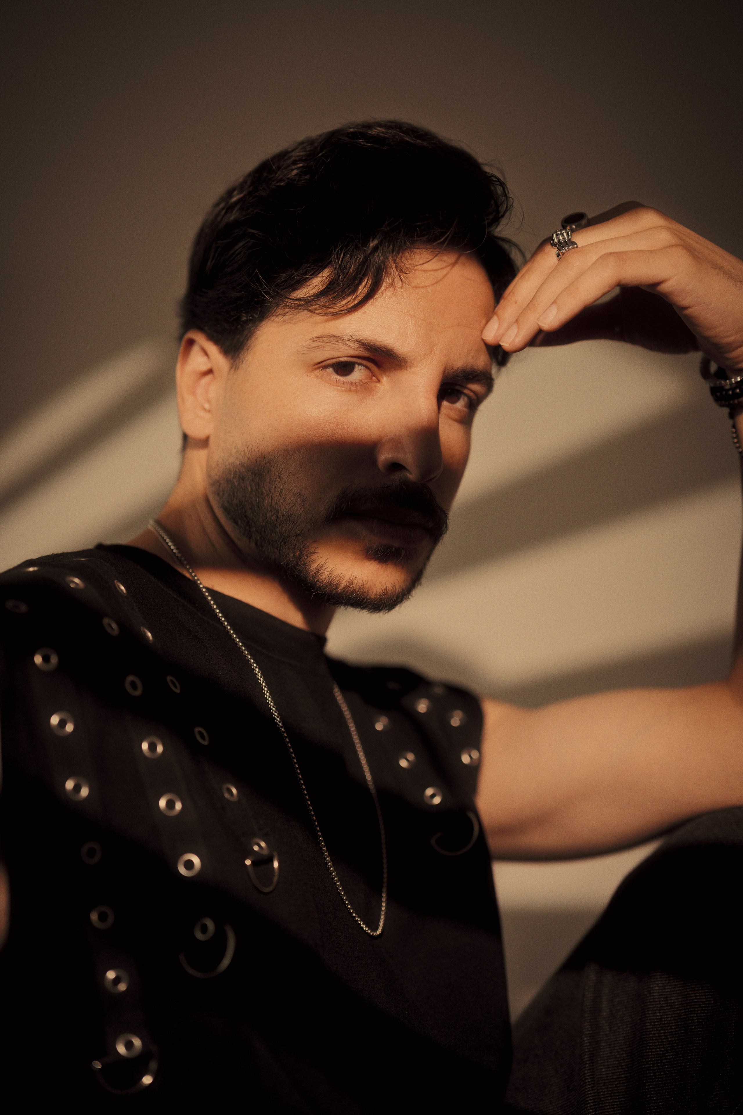 Male Portrait. Mehran Hadad — Portrait Photographer, Filmmaker and Youtuber