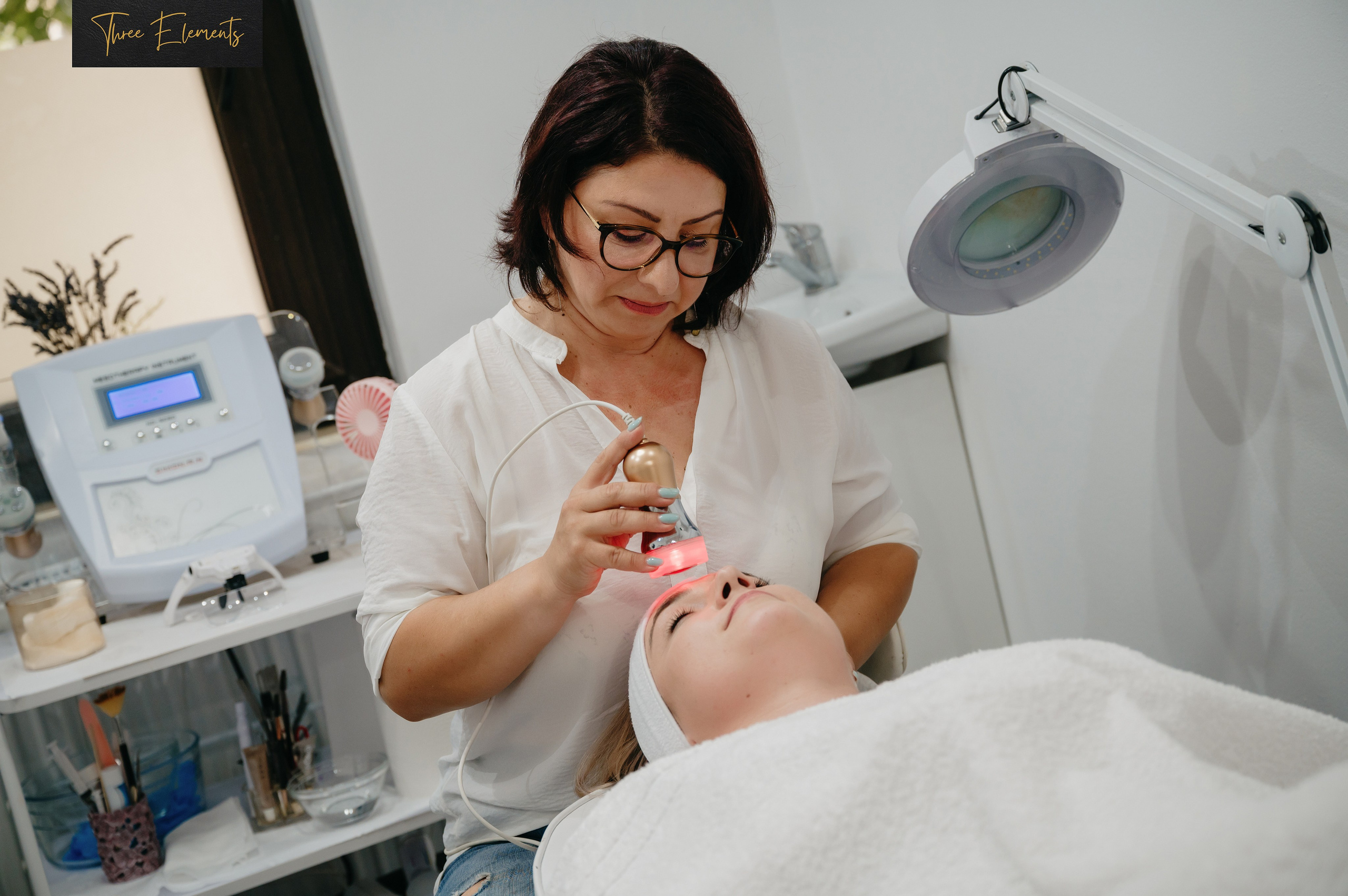 Three Elements. Laurentiu Stefan StoryTeller