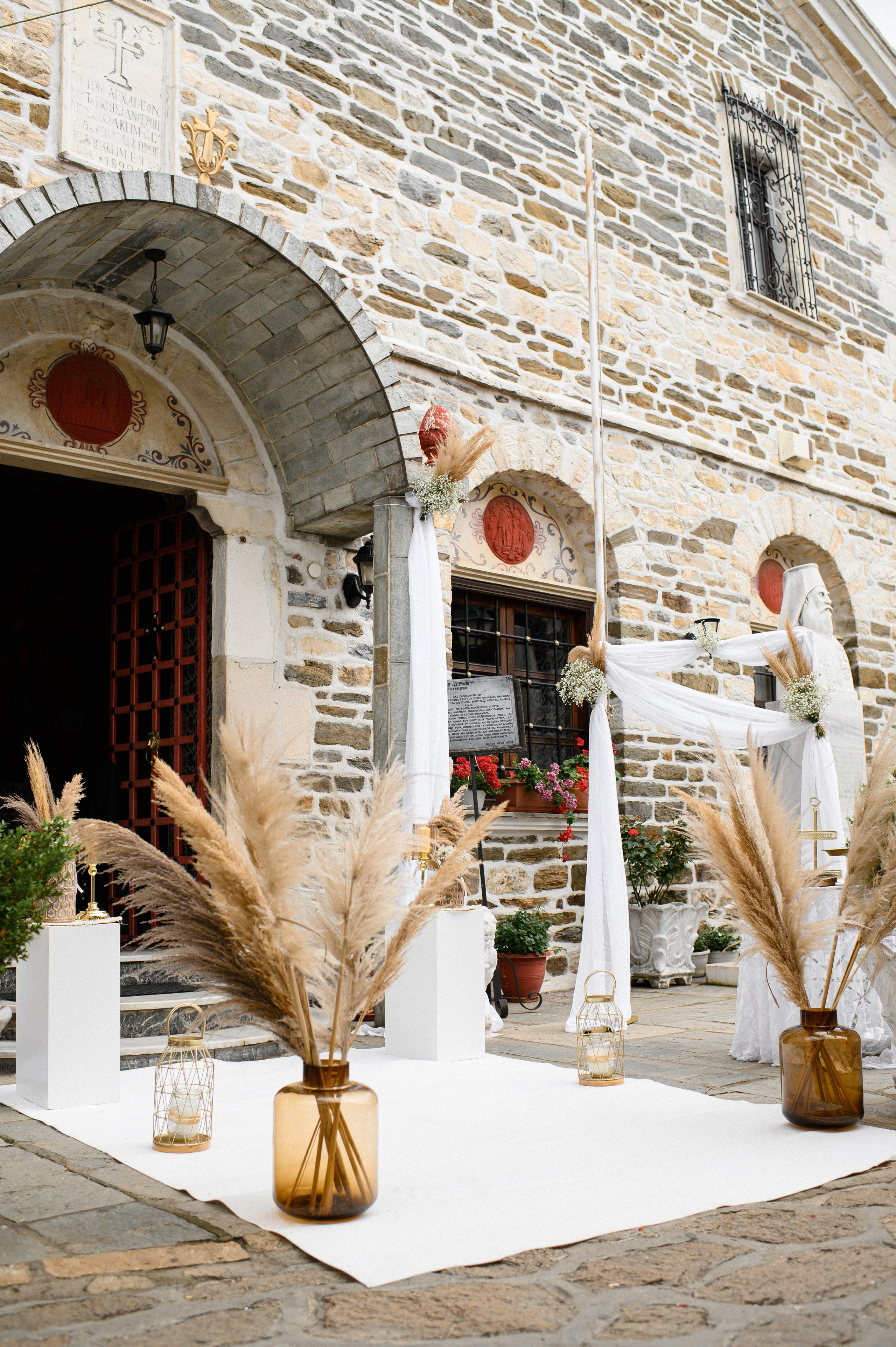 Wedding in Arnia Daria and George. Family, children, portrait, and event photography in Thessaloniki